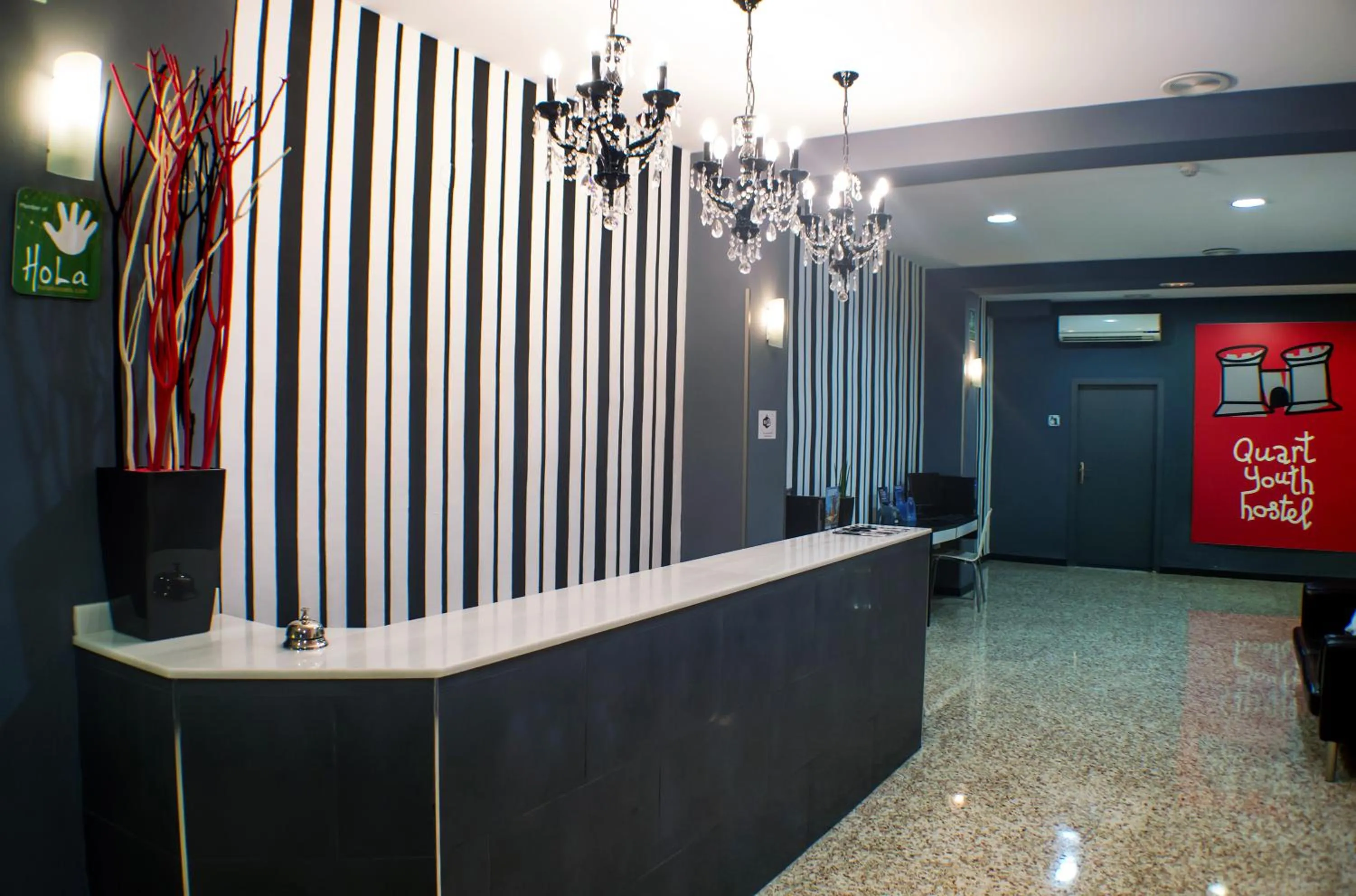 Lobby or reception in Quart Youth Hostel & Apartments