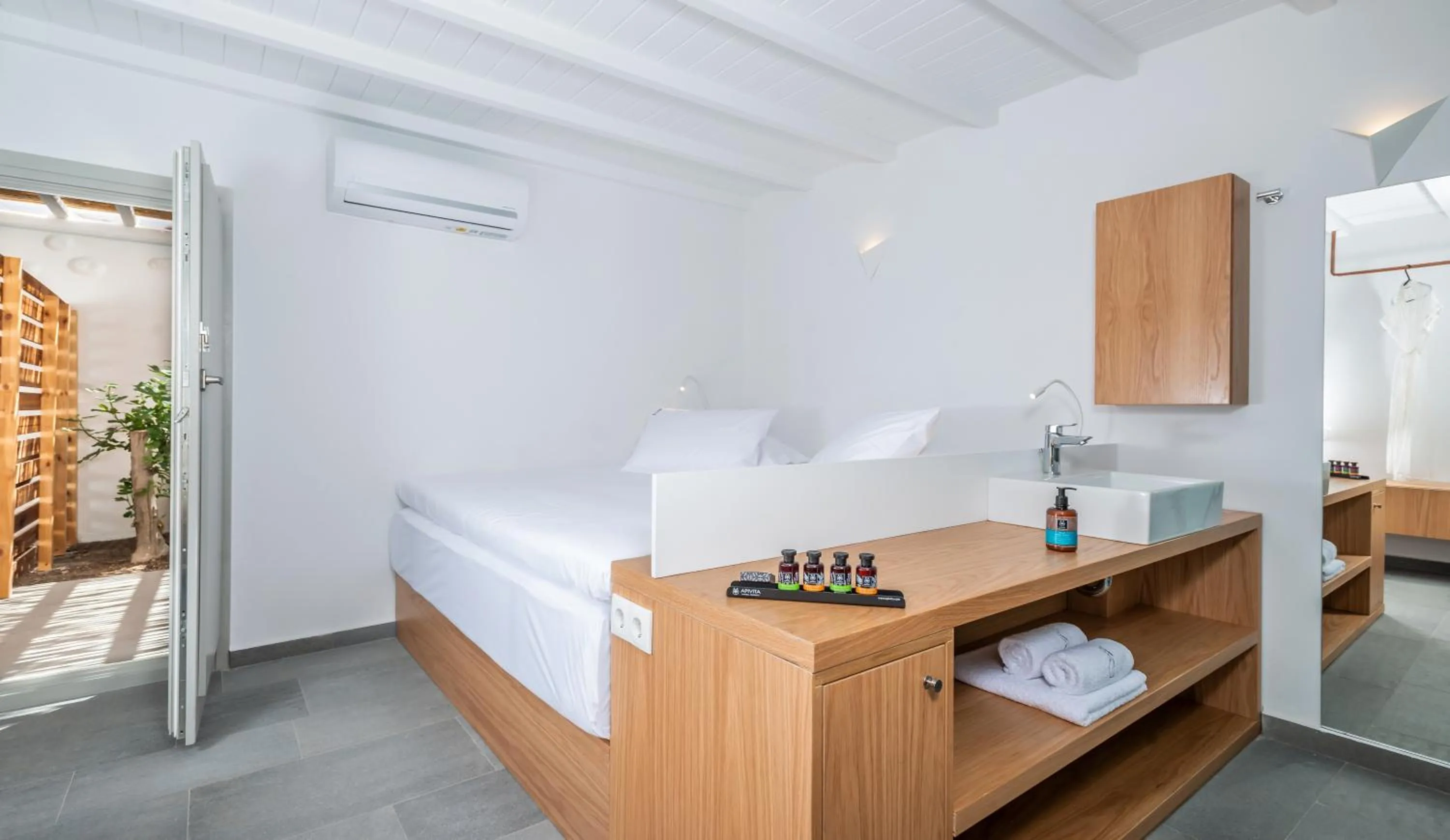 Bedroom, Bed in Dreambox Mini Villas