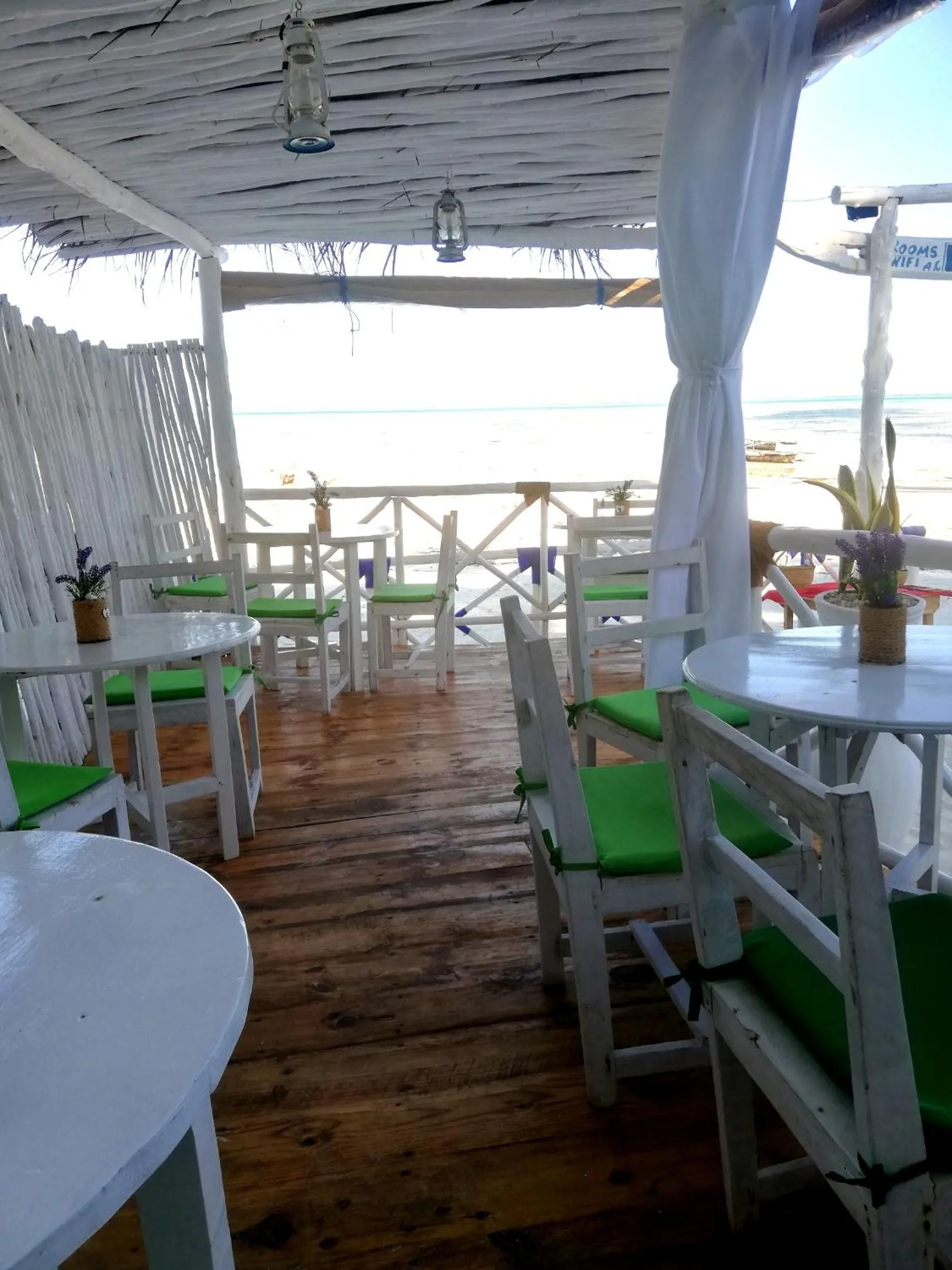 Restaurant/places to eat in Peter Pan Beach Lodge