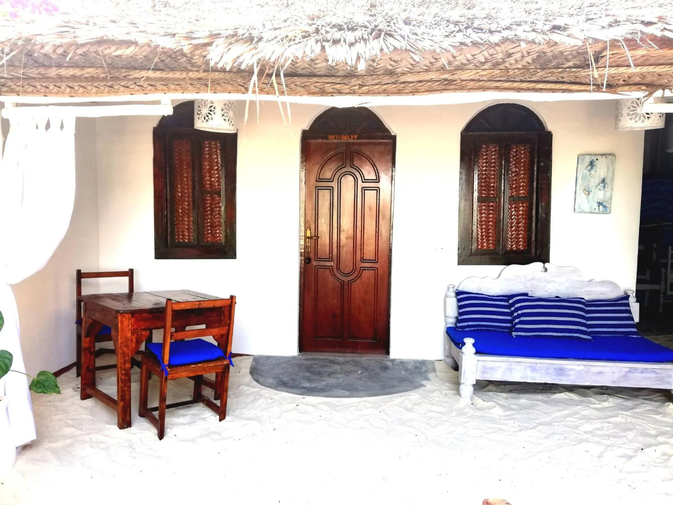 Beach, Bed in Peter Pan Beach Lodge