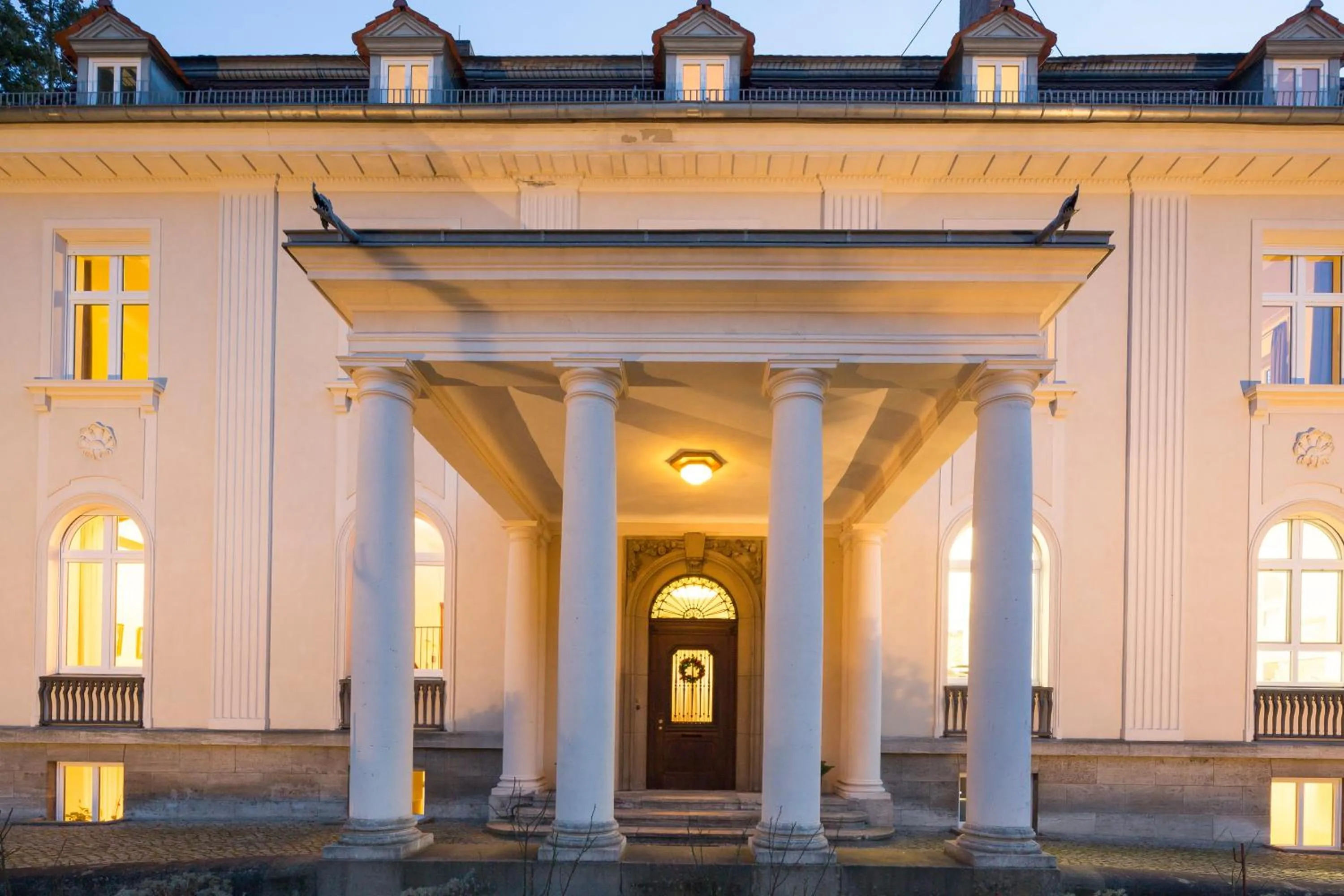 Facade/entrance in Europäische Akademie Berlin