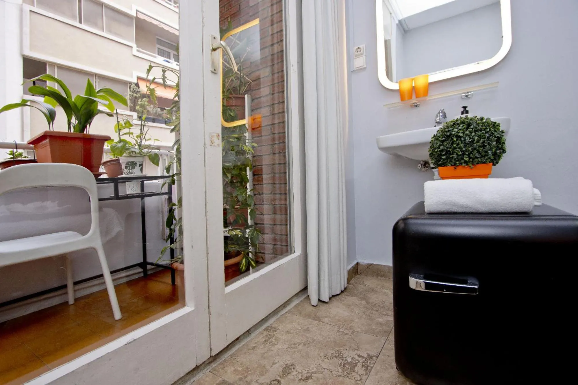 Barcelona City Seven Hostal