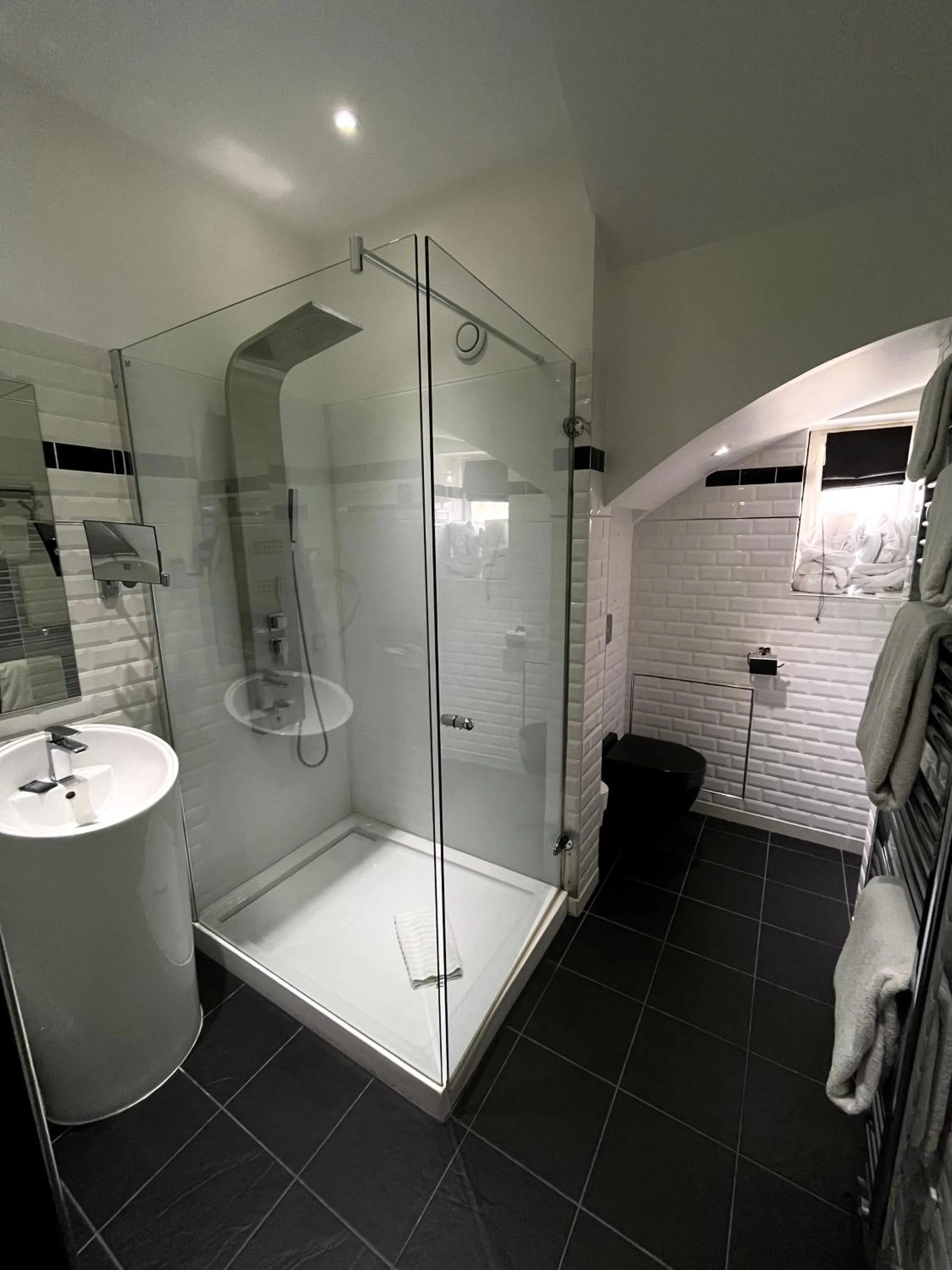 Bathroom in Art Hotel