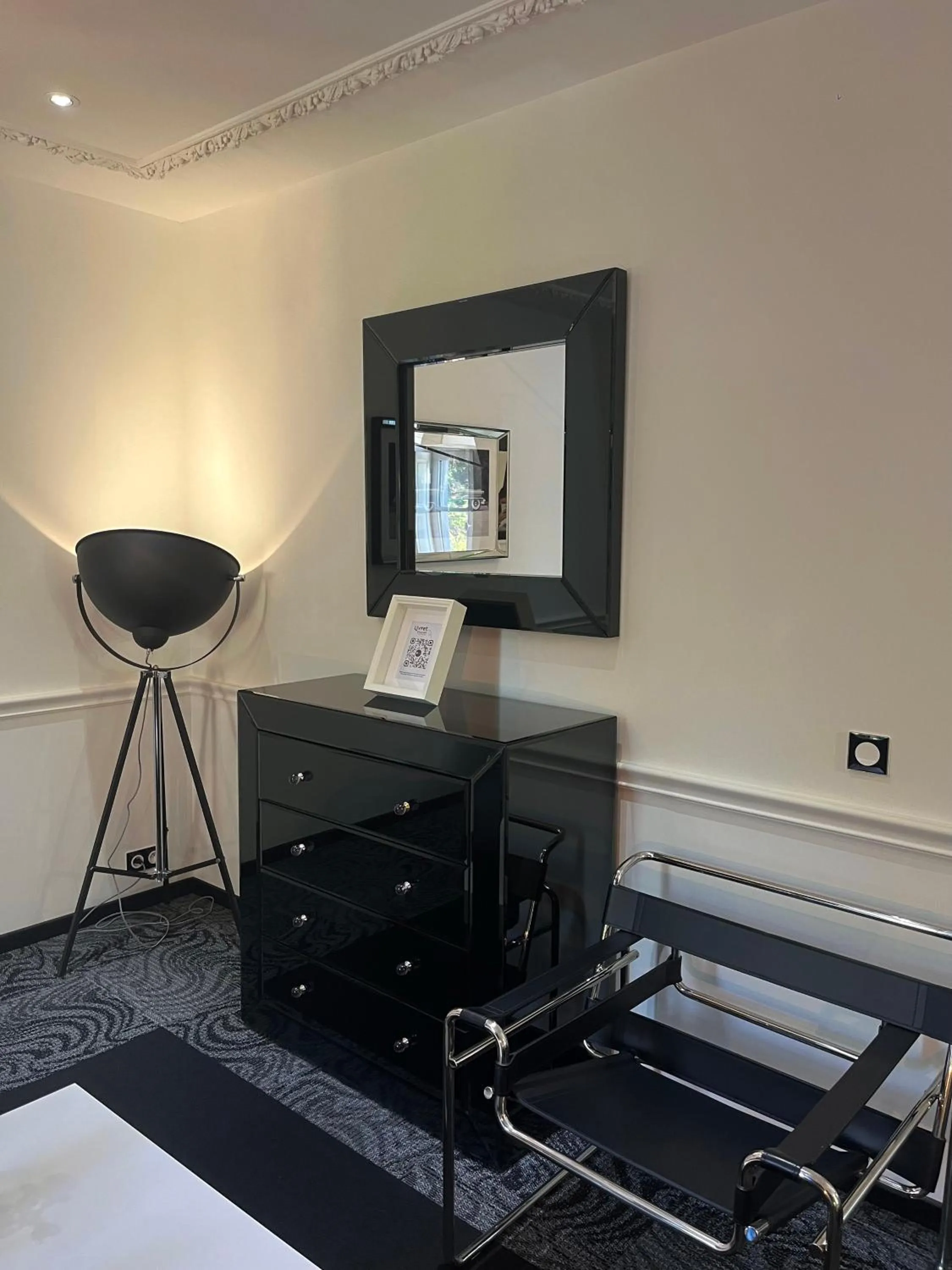 Decorative detail in Art Hotel