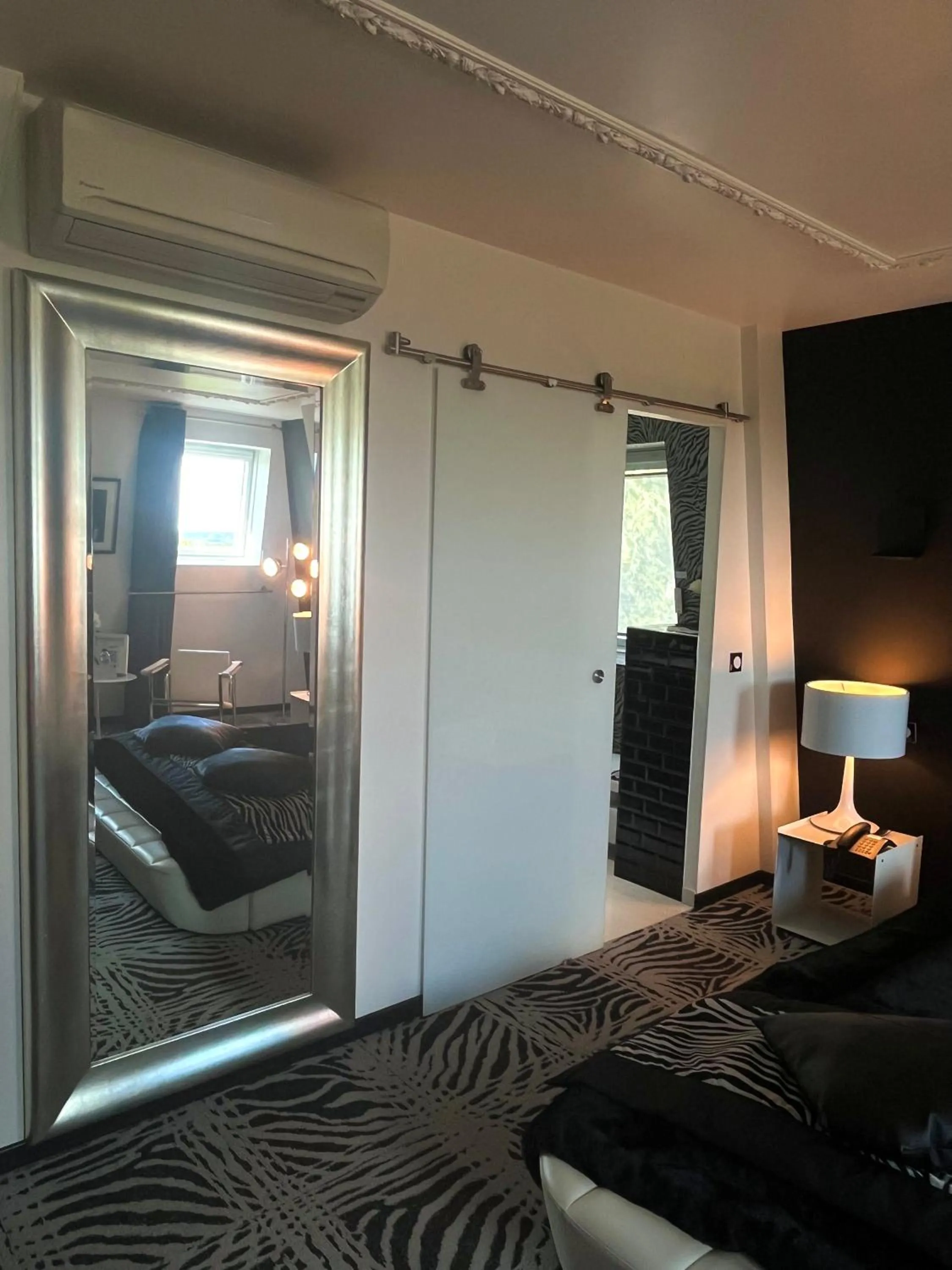 Decorative detail, Bed in Art Hotel