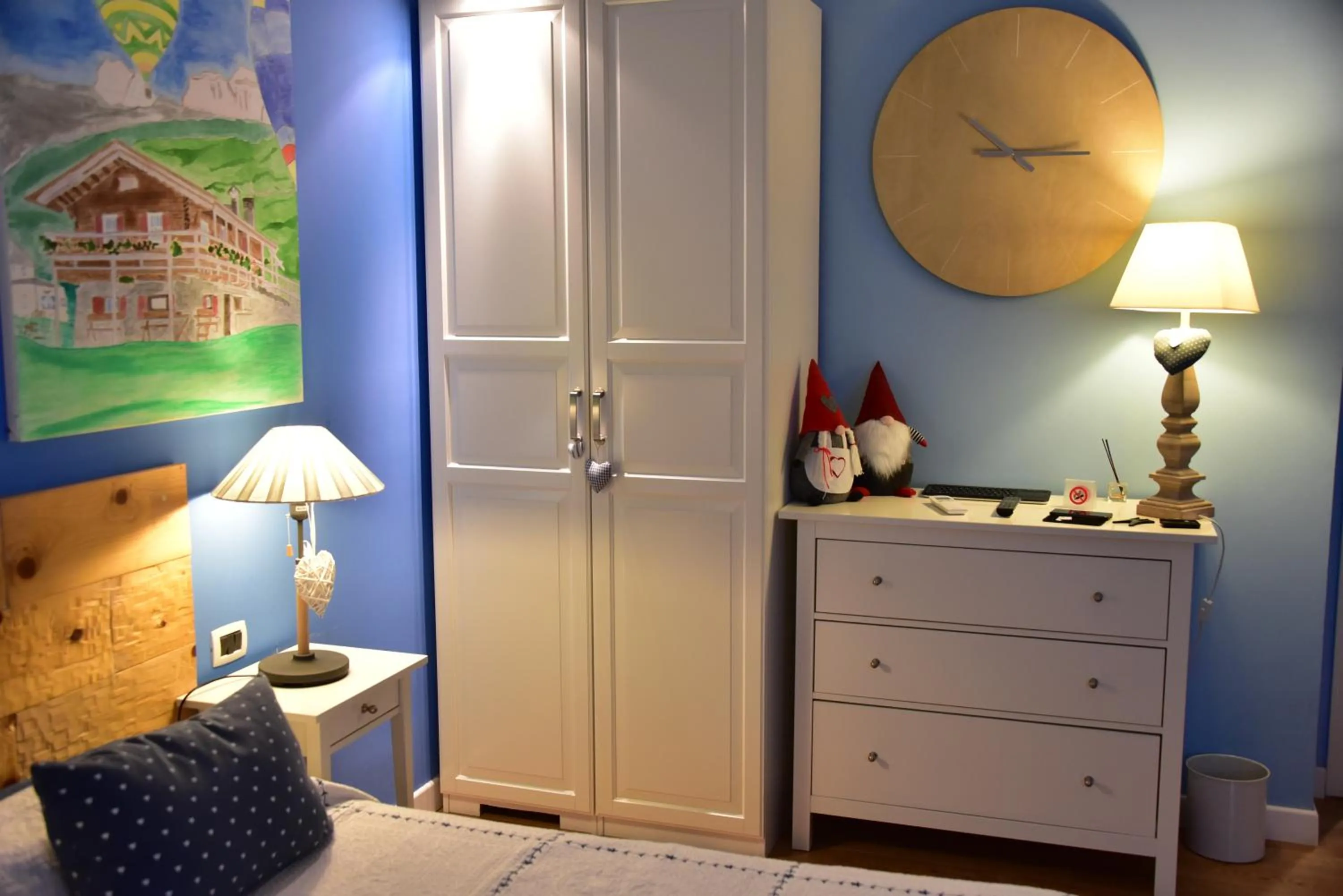 Decorative detail, Bed in Casa Martini