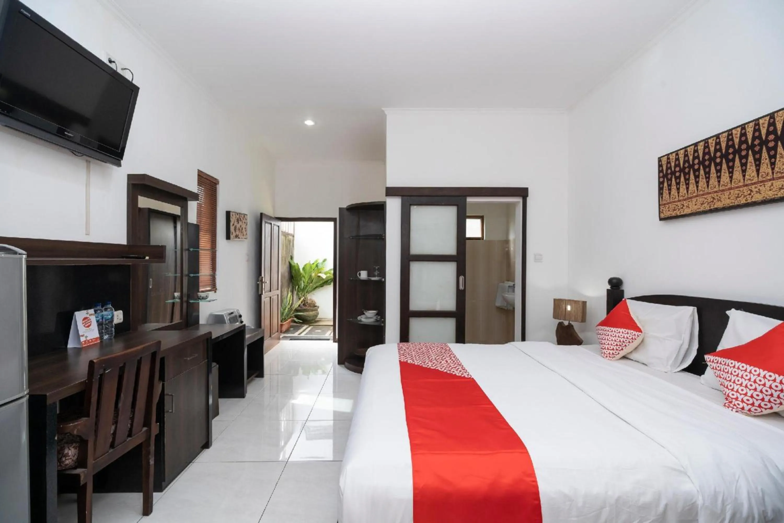 View (from property/room), Bed in Hotel O Panen House