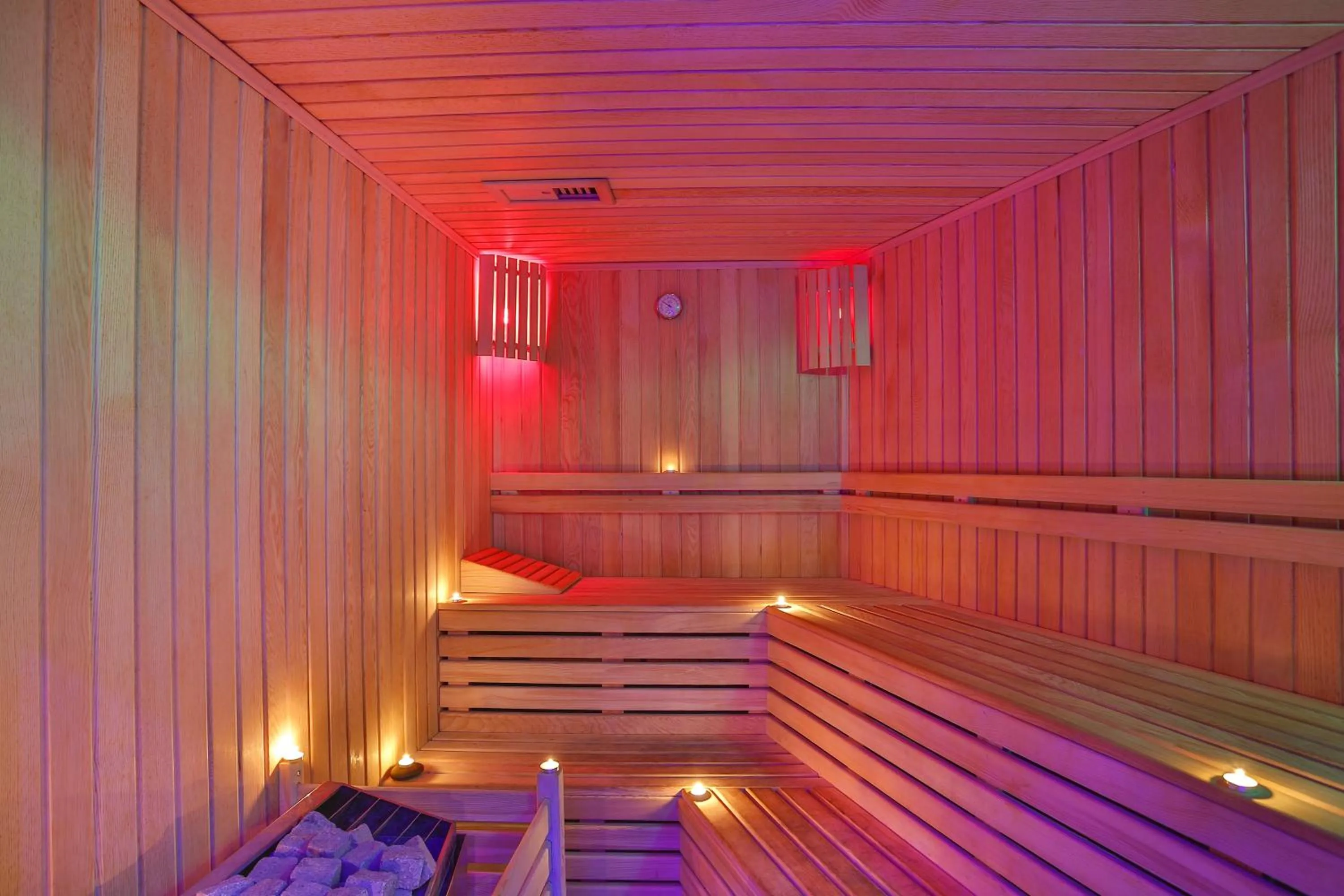 Public Bath in Kleopatra Ada Beach Hotel