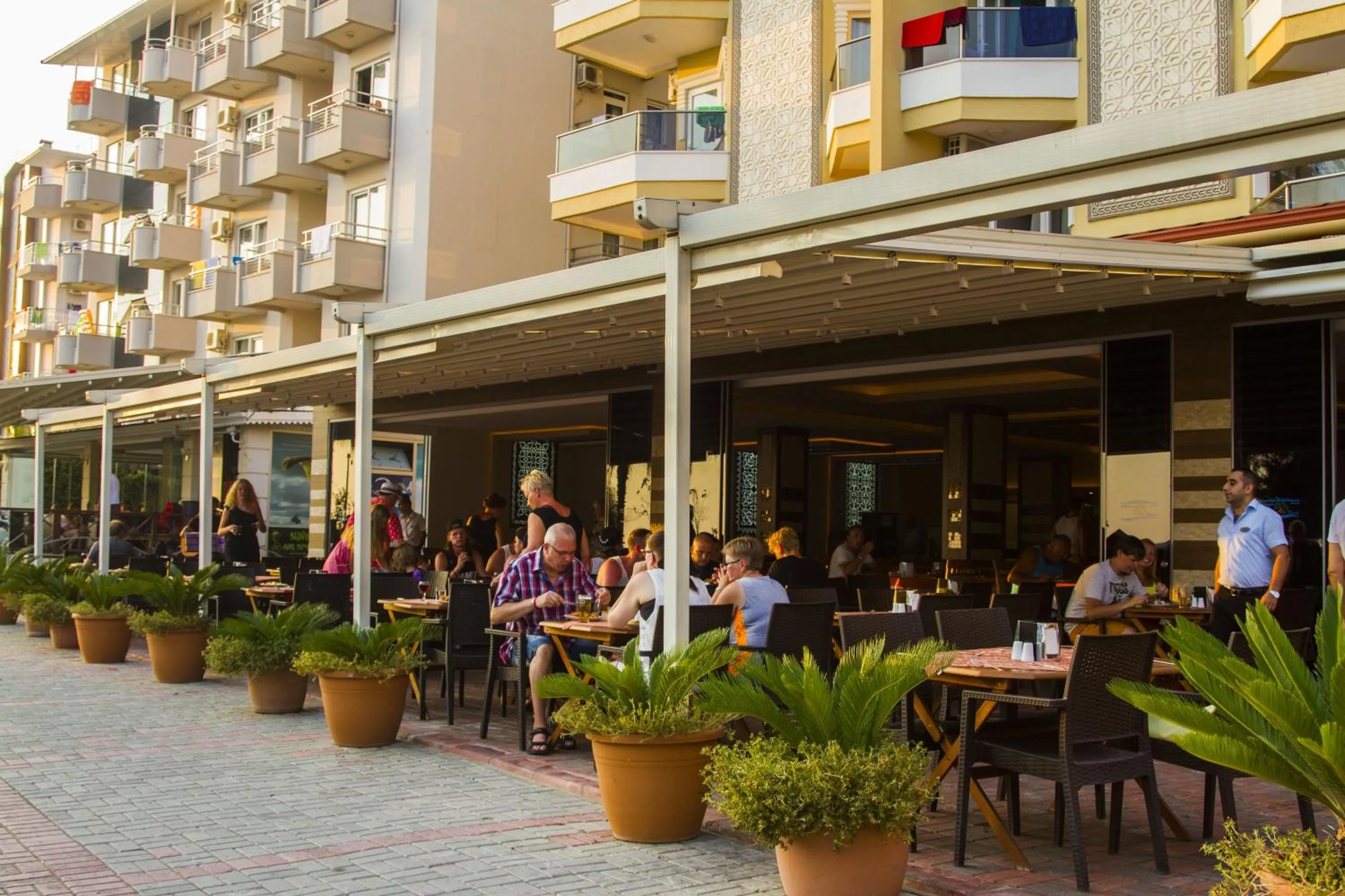 Restaurant/places to eat in Kleopatra Ada Beach Hotel