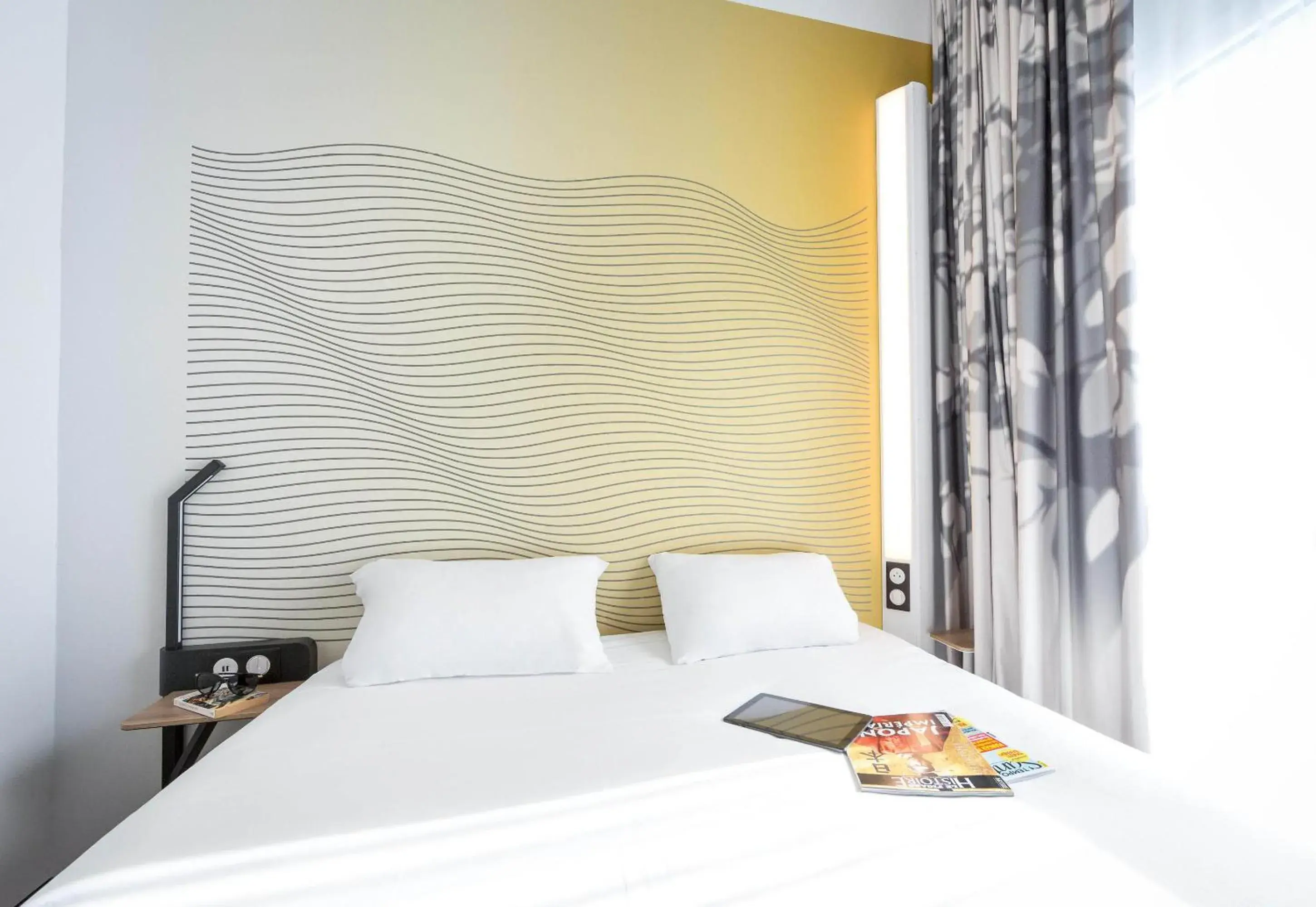 Superior Double Room in B&B HOTEL Sainte-Maxime Golfe de Saint Tropez Superior Double Room in B&B HOTEL Sainte-Maxime Golfe de Saint Tropez