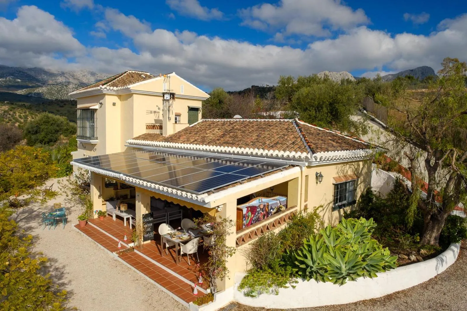 Property building in Finca Gordo