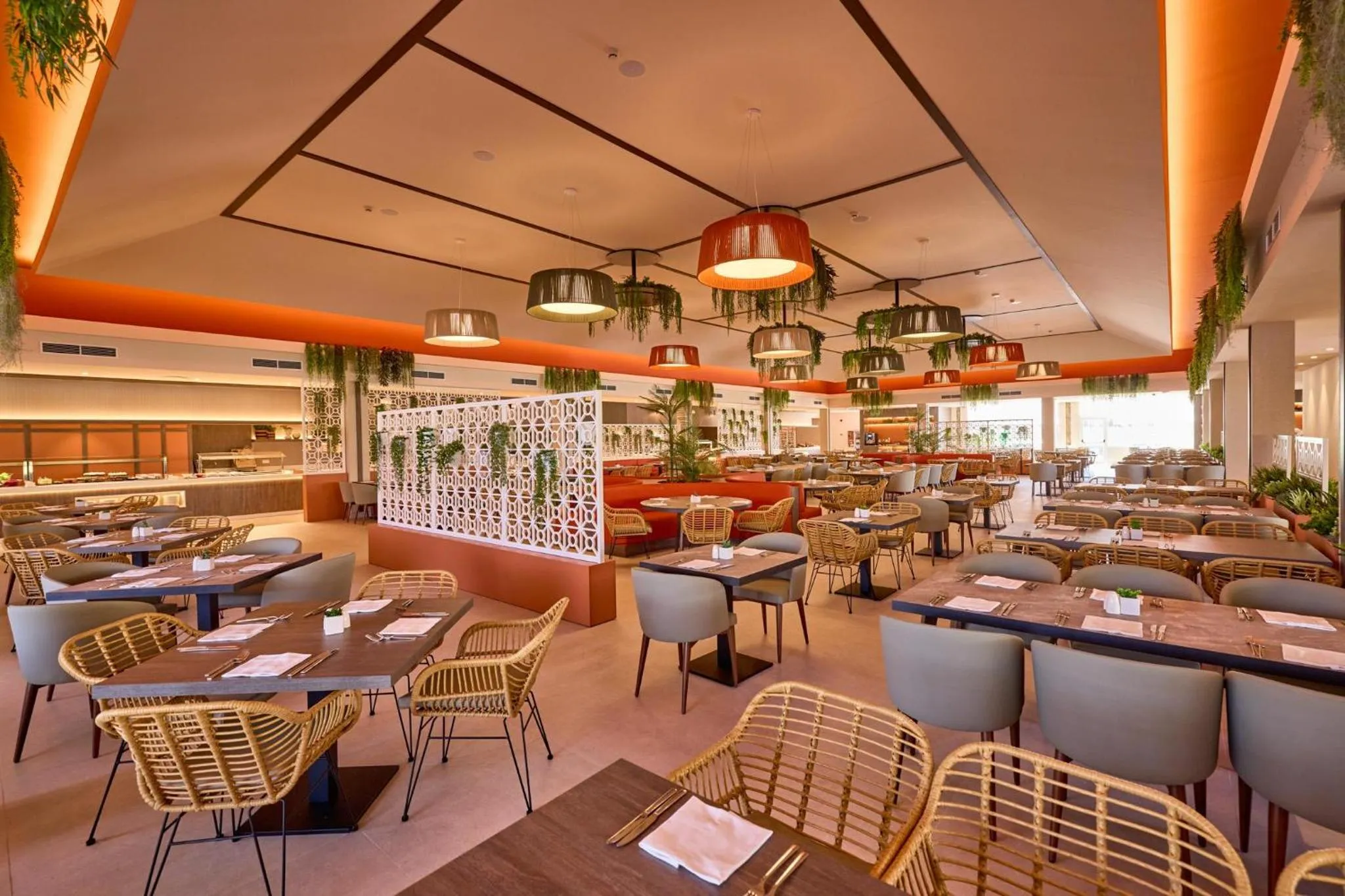 Restaurant/places to eat in Zafiro Can Picafort