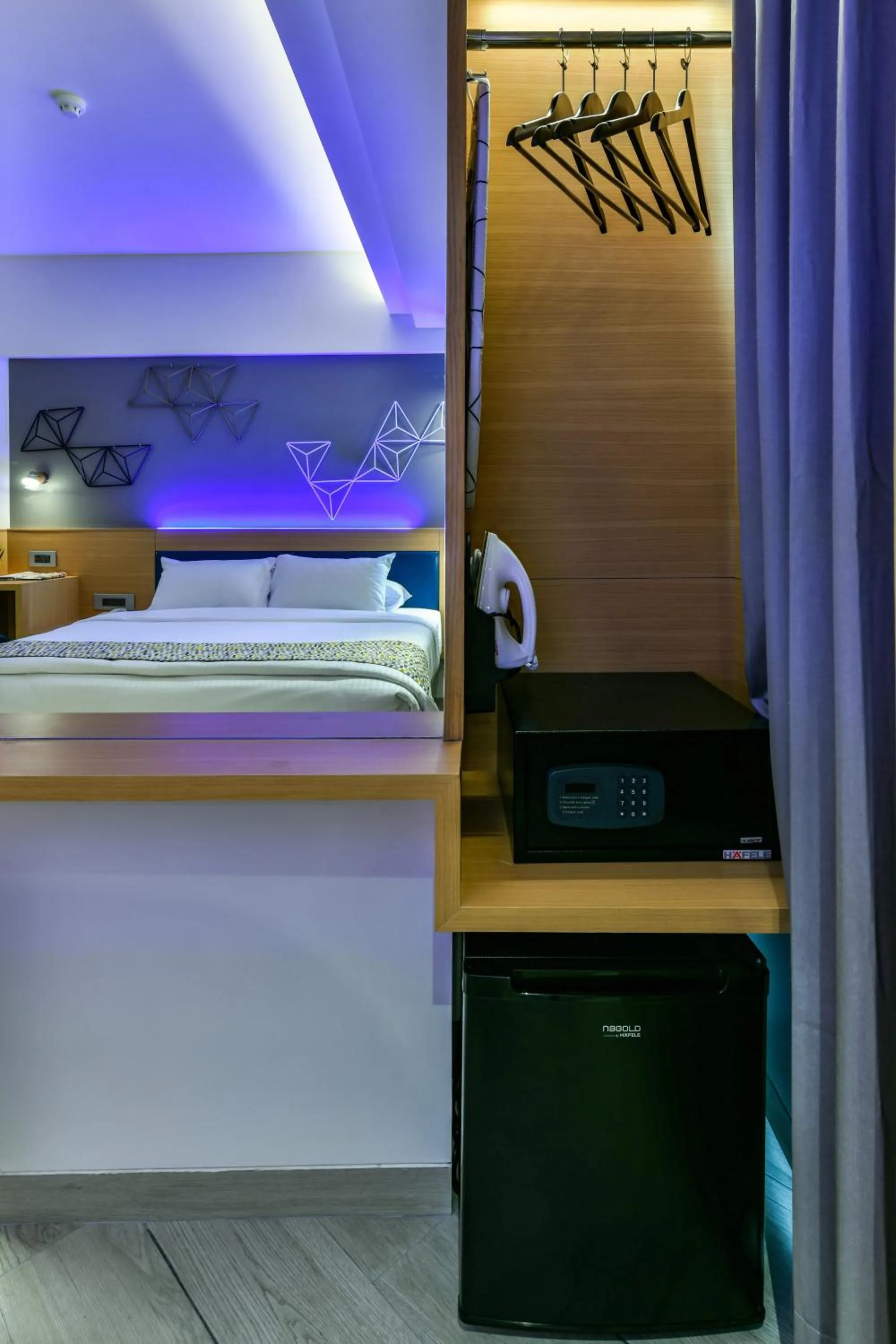 wardrobe in Indie Stays, BKC