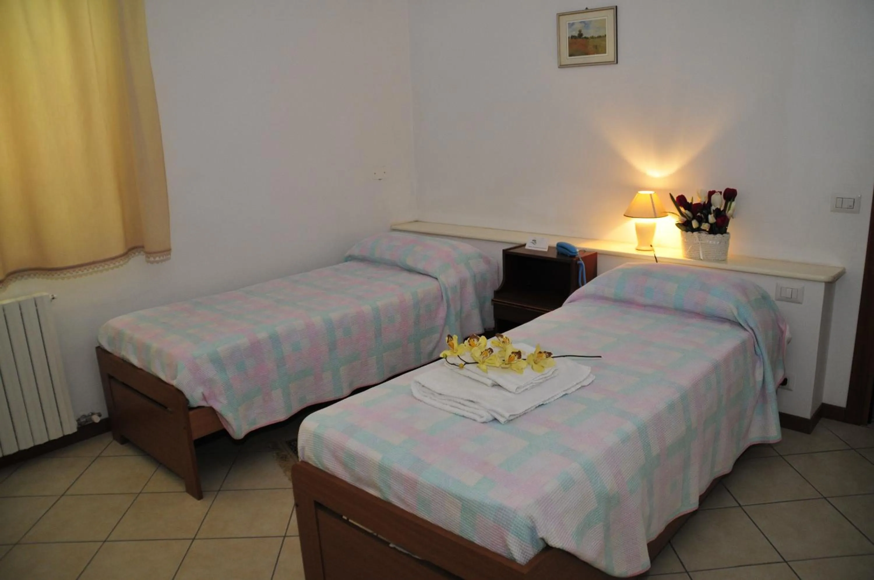 Photo of the whole room, Bed in Casablanca