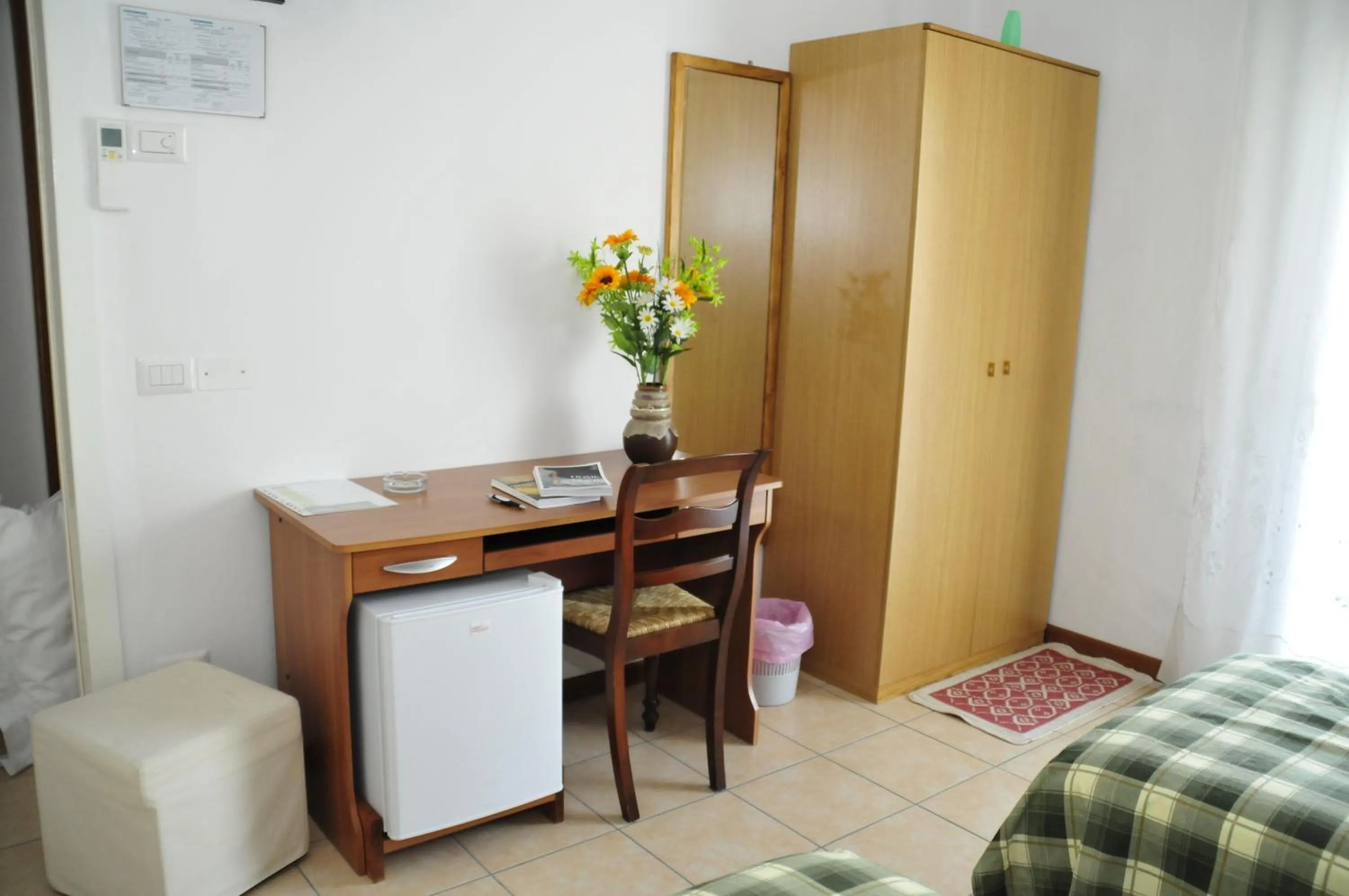 Photo of the whole room, Bed in Casablanca