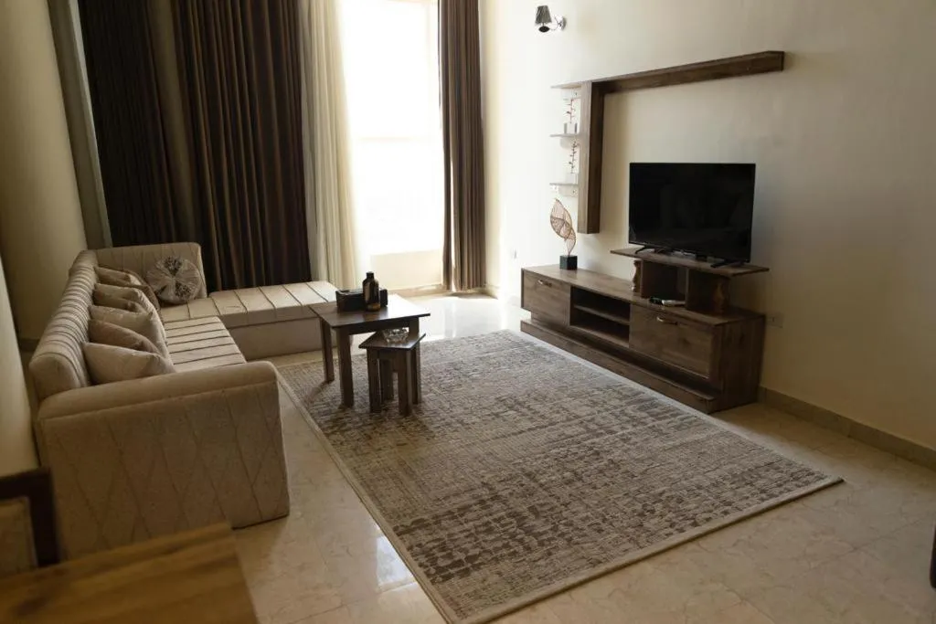 Suite with River View in Ultra Loaloa Nile Maadi Hotel