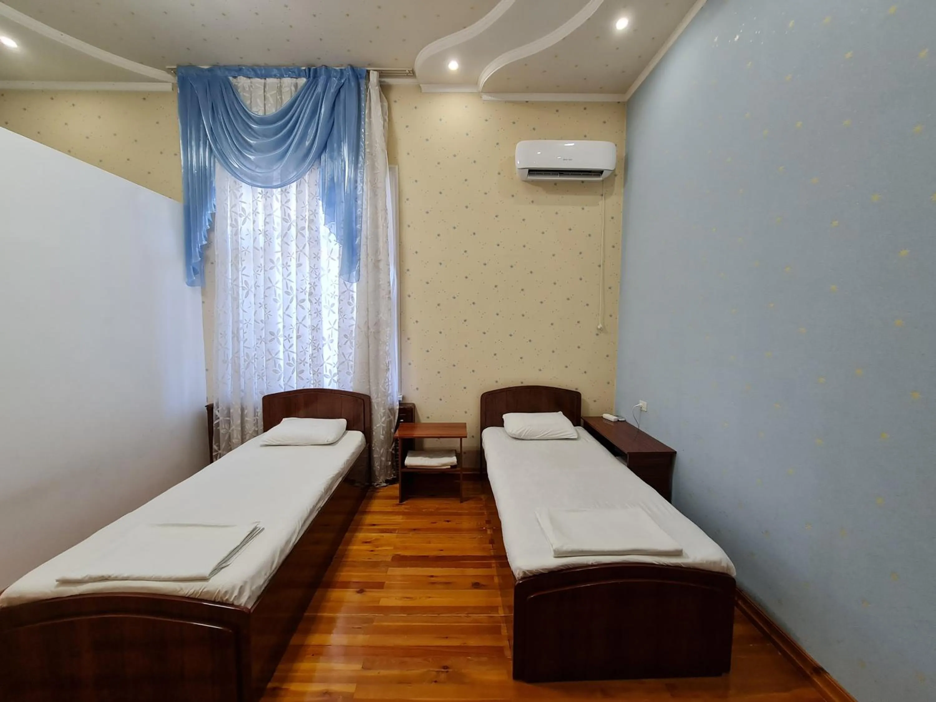 Bed in May weather Resort Family G House