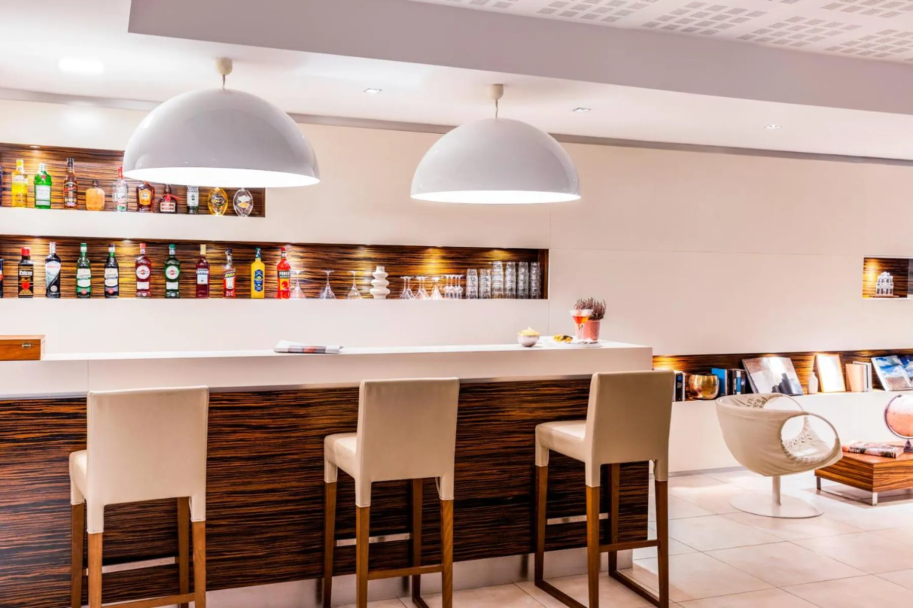 Lounge or bar in The Caesar Roma
