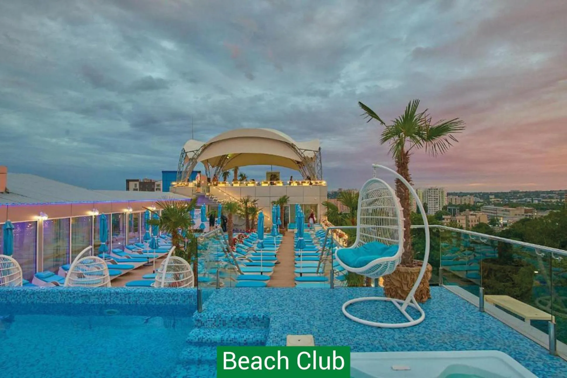 Hotel & Spa NEMO with dolphins