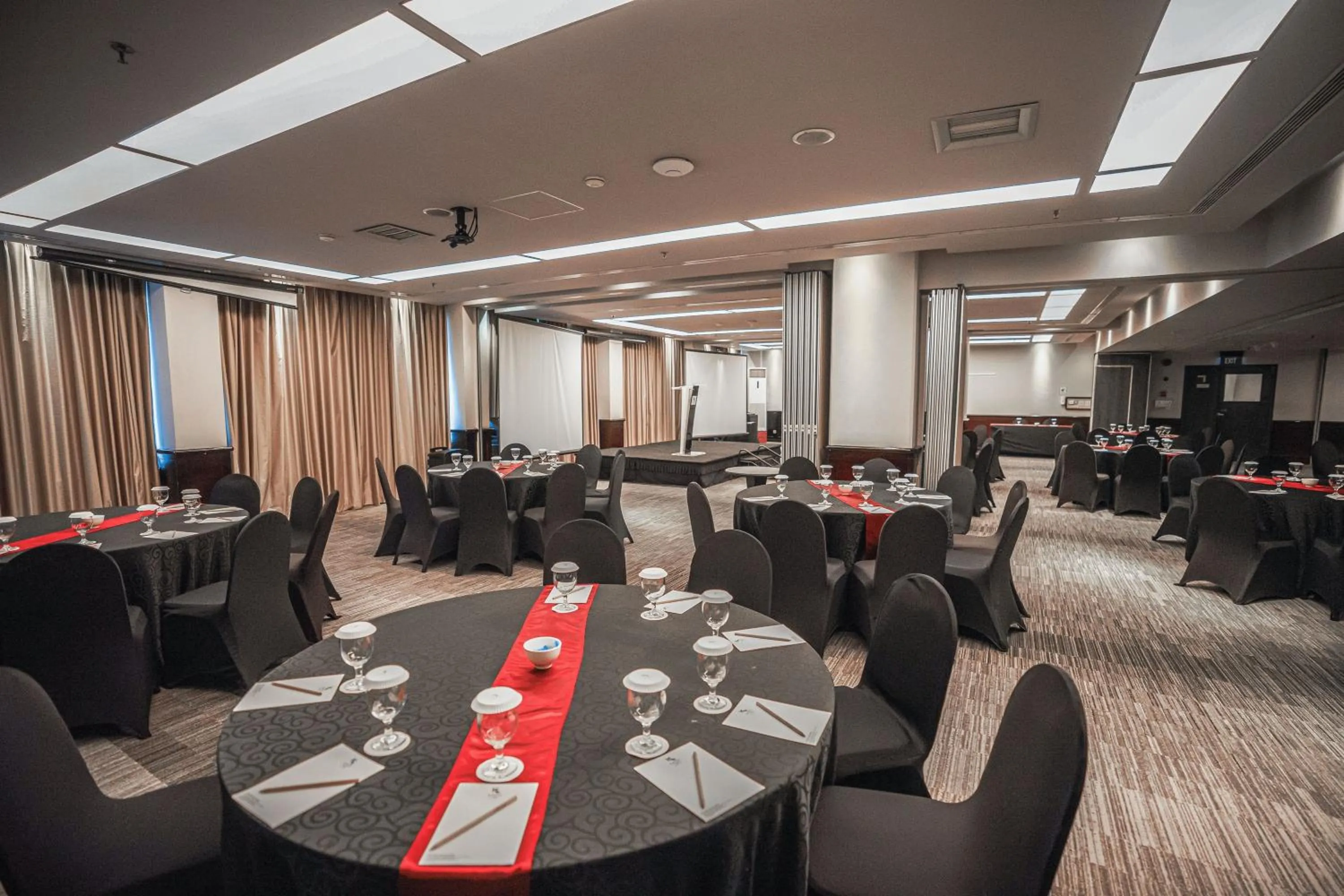 Hotel KIMAYA Slipi Jakarta By HARRIS