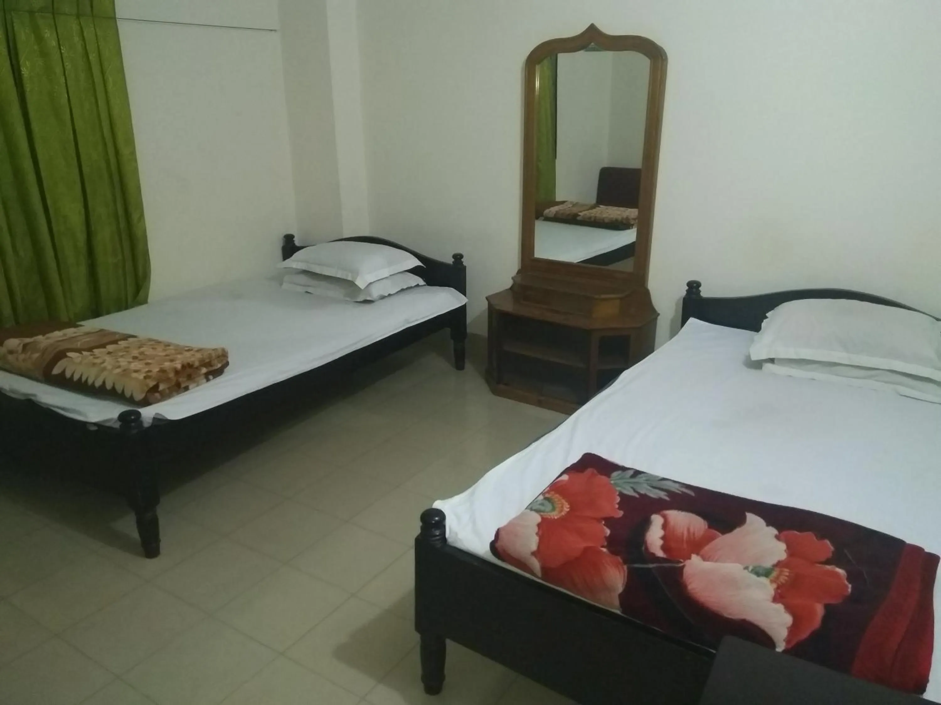 Bed in Hotel As Shams International