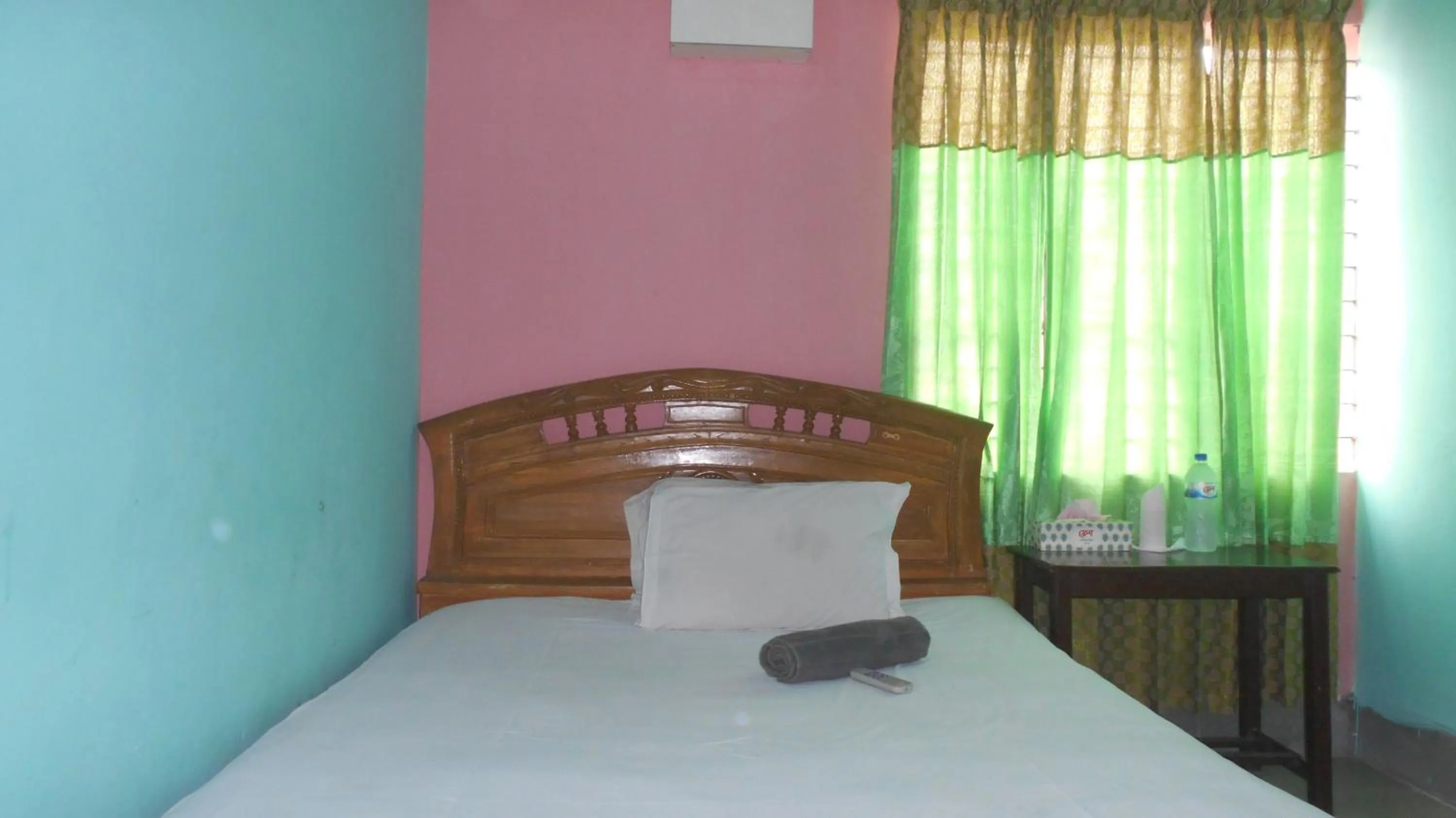 Bed in Hotel As Shams International