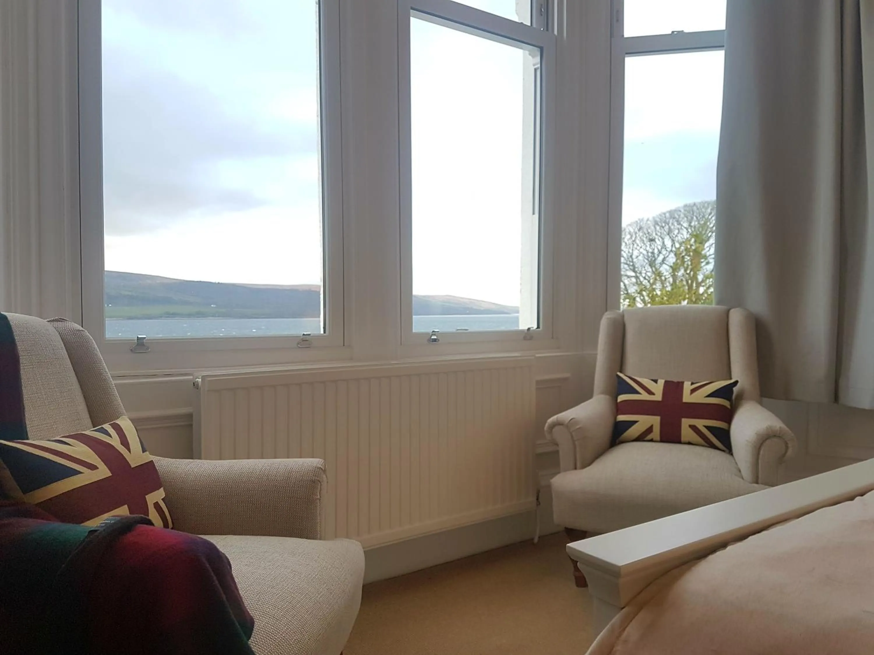 Bedroom in Kames Hotel