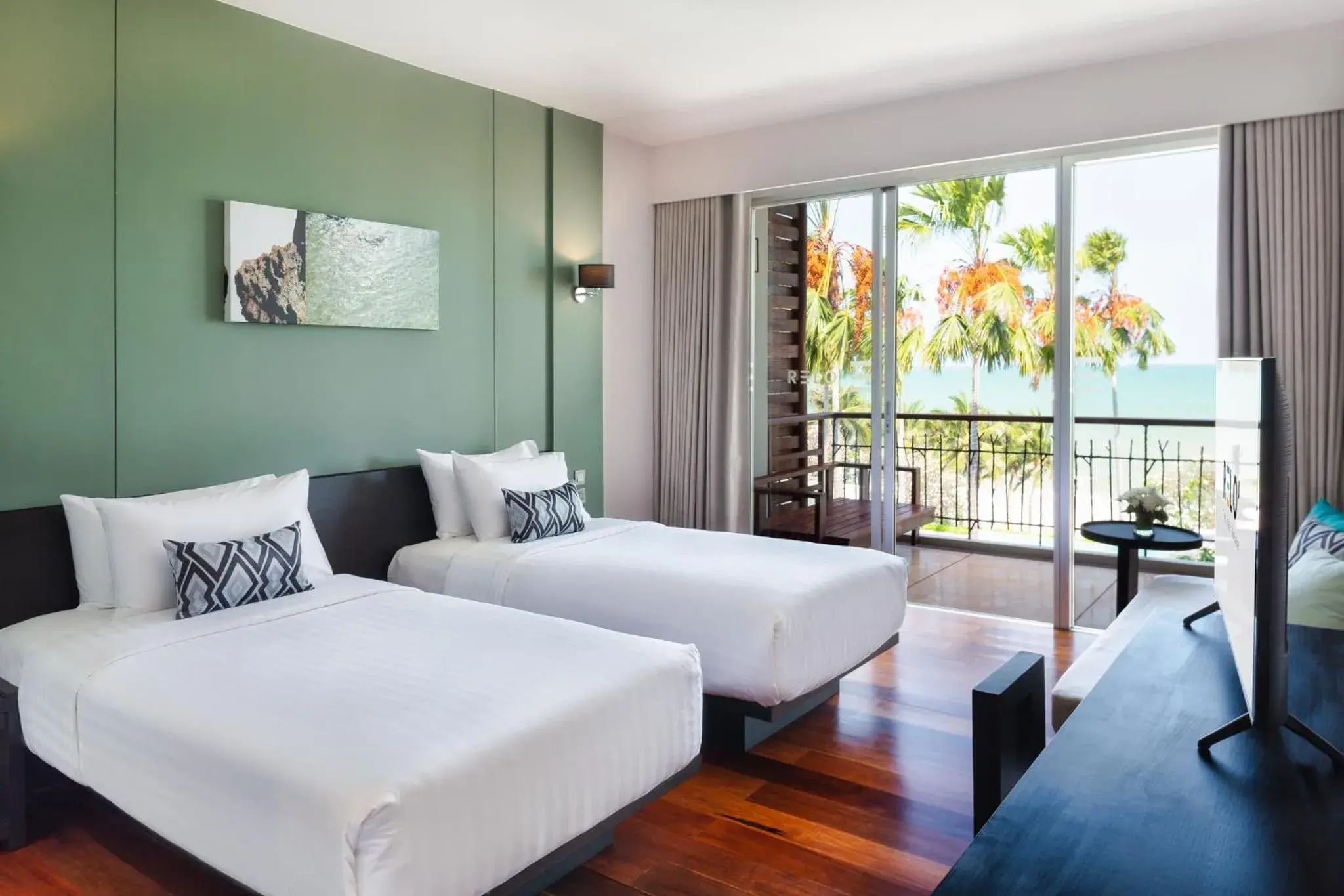 Deluxe Twin Room with Sea View in RELO' The Urban Escape - Huahin Deluxe Twin Room with Sea View in RELO' The Urban Escape - Huahin