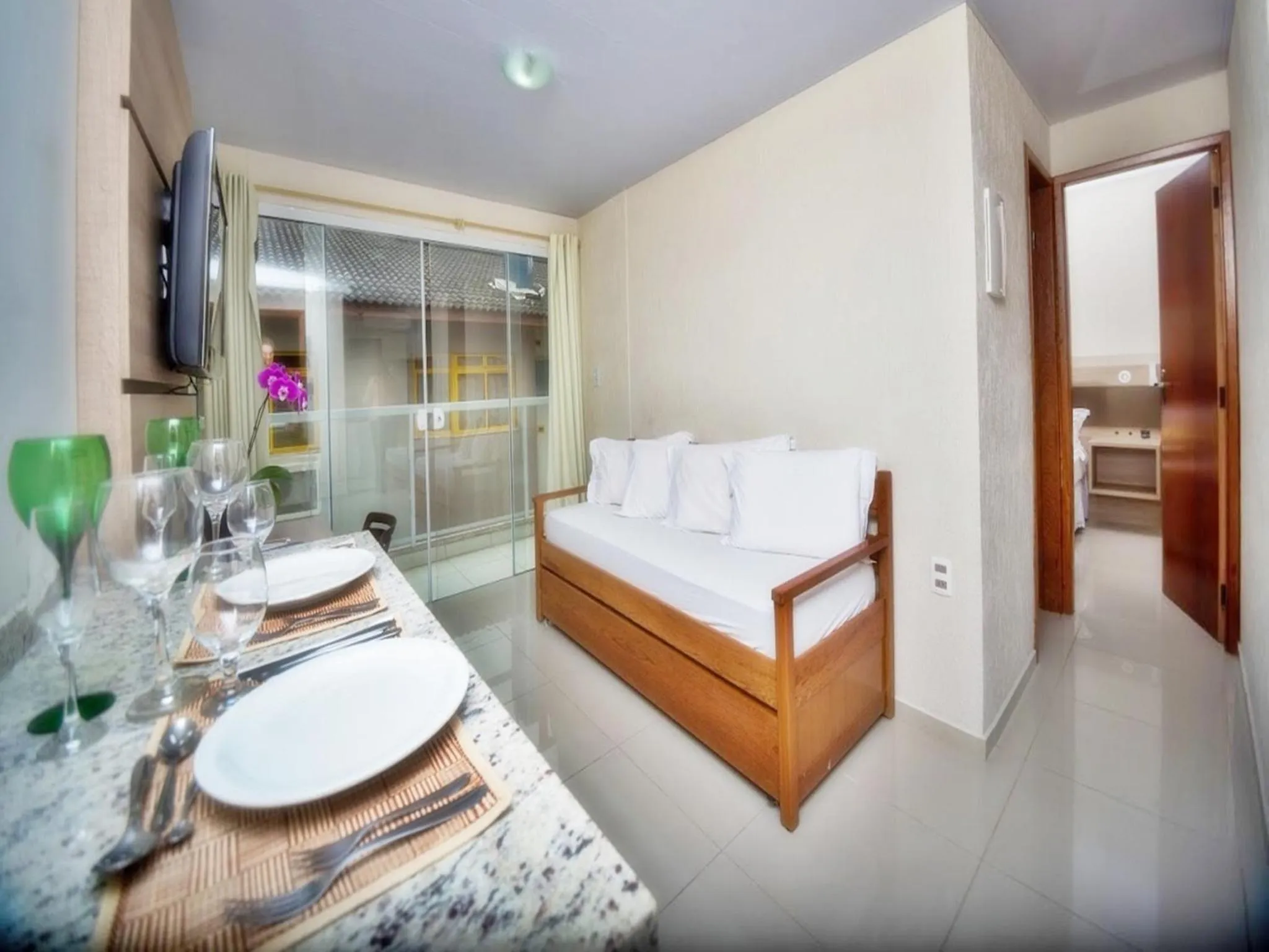 Photo of the whole room, Bed in Hotel Monteiro Canasvieiras