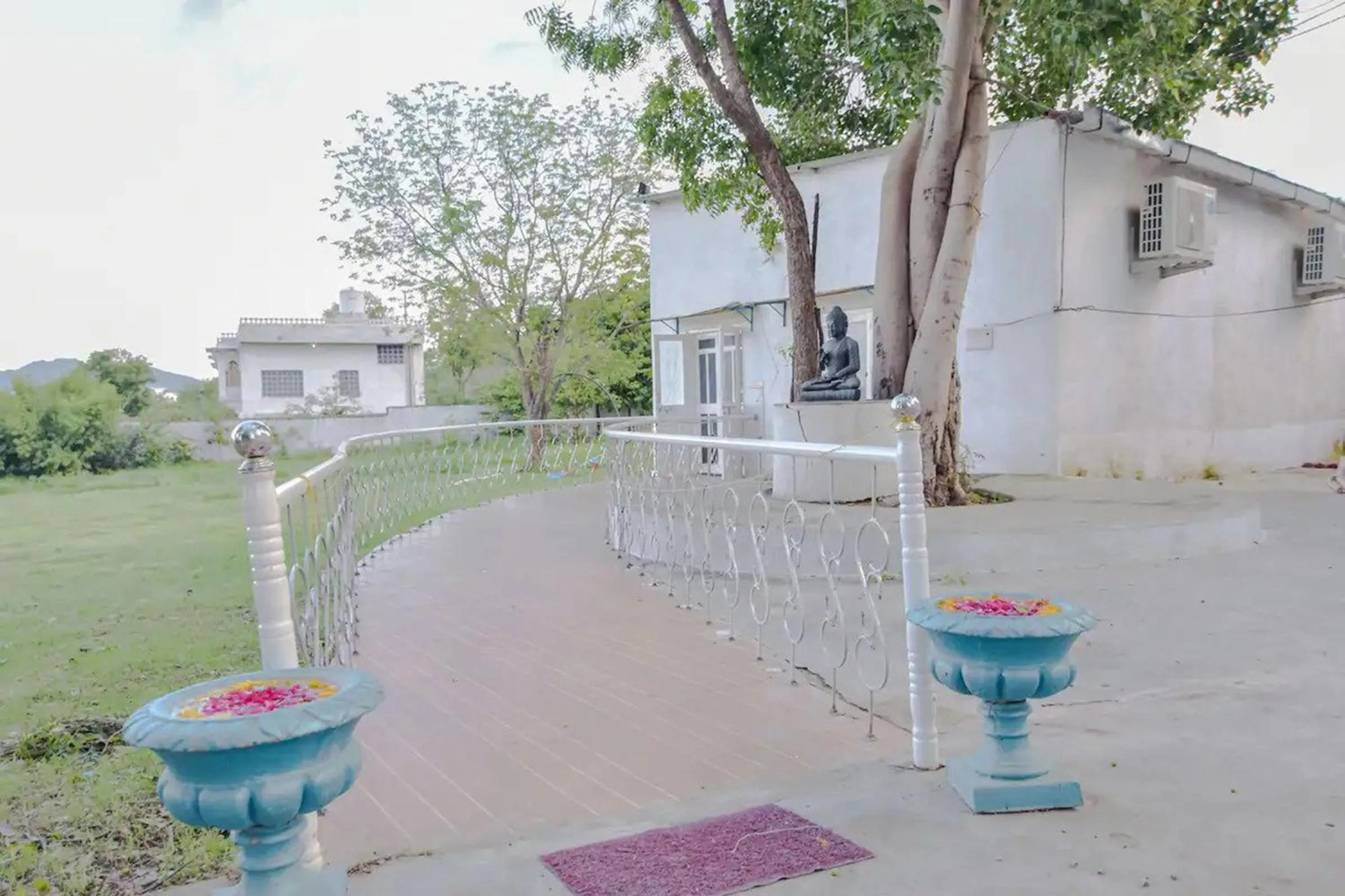 Devendragarh Palace - Luxury Paying Guest House