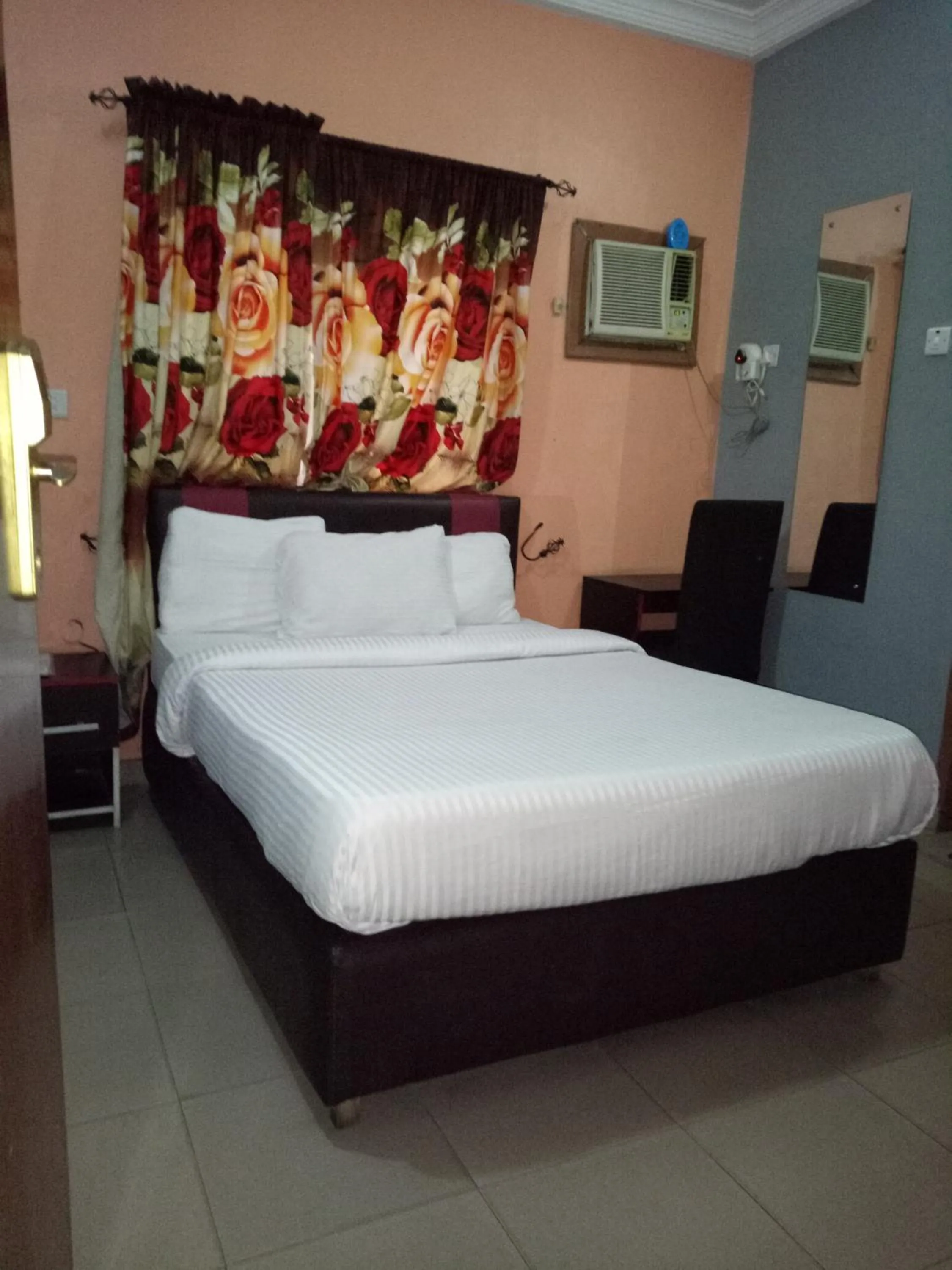 Bed in Pulville Boulevard