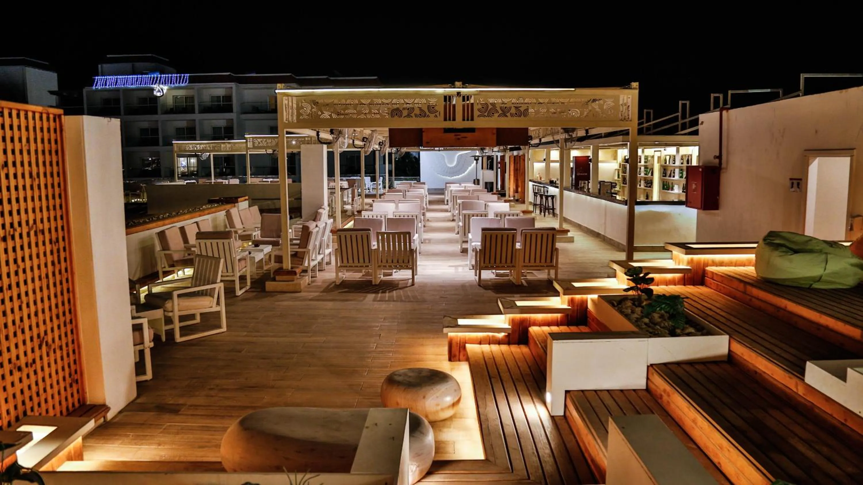 Lounge or bar in Amarina Abu Soma Resort & Aquapark