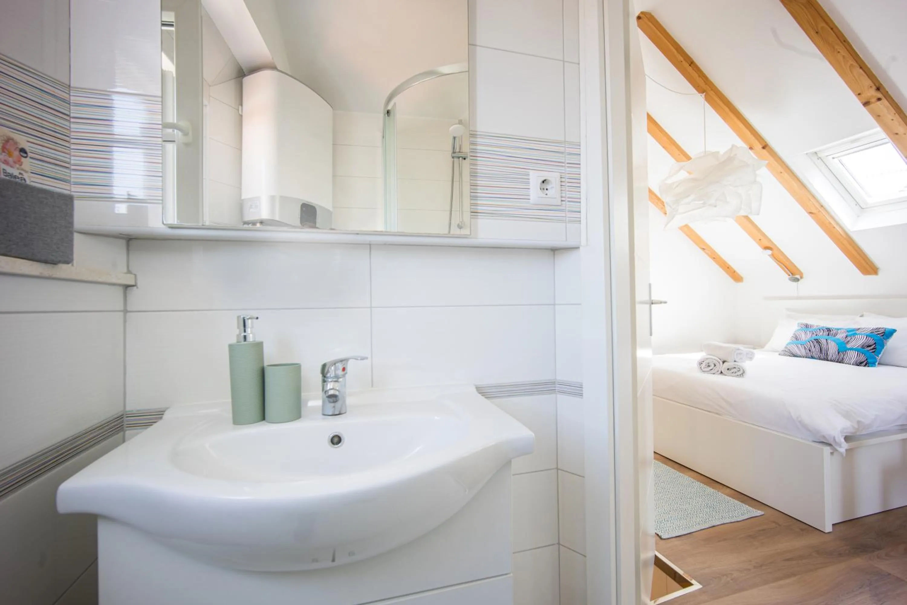 Bathroom, Bed in Tragos Lemon Tree