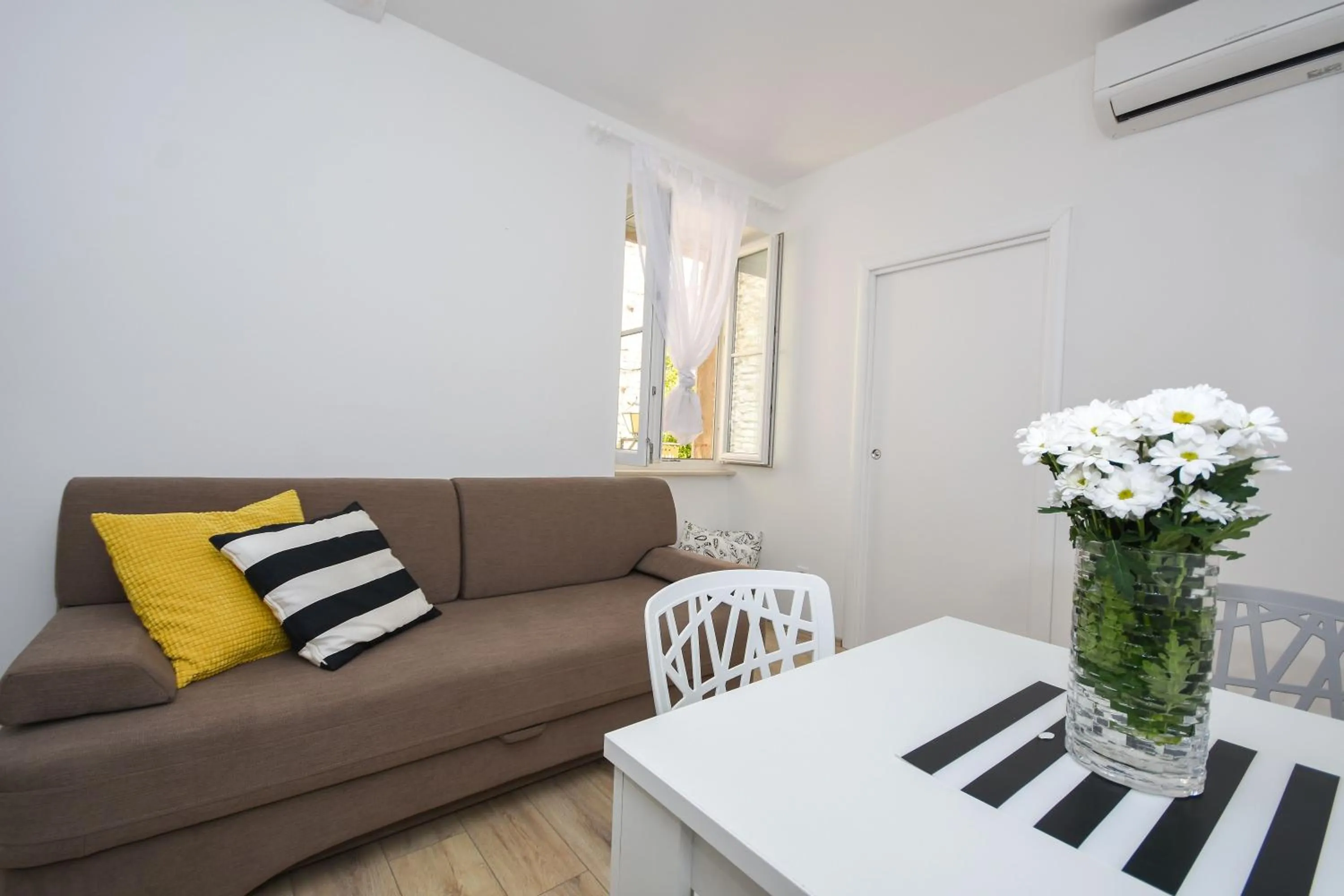 Living room in Tragos Lemon Tree