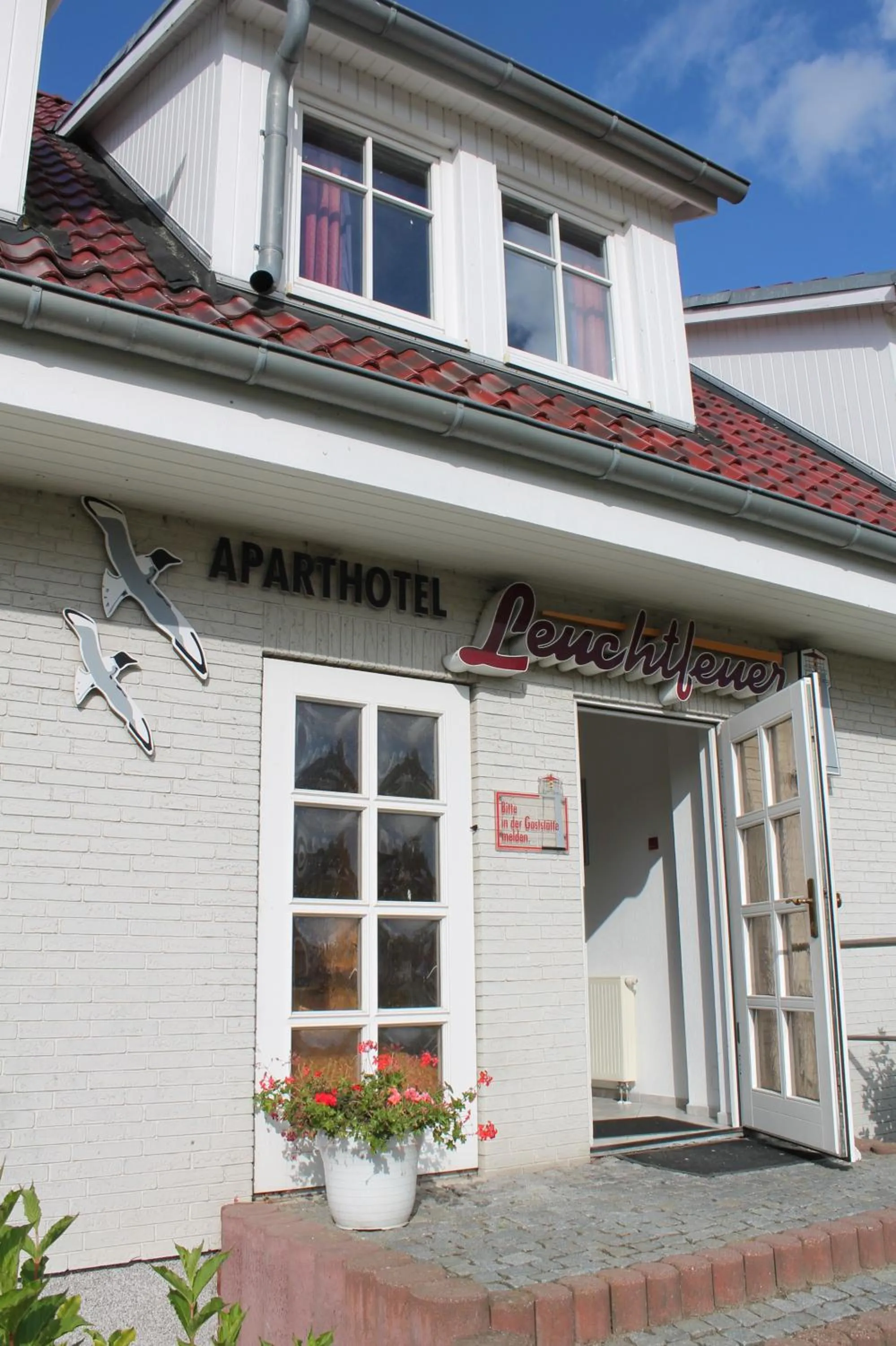 Facade/entrance in Aparthotel Leuchtfeuer Rügen