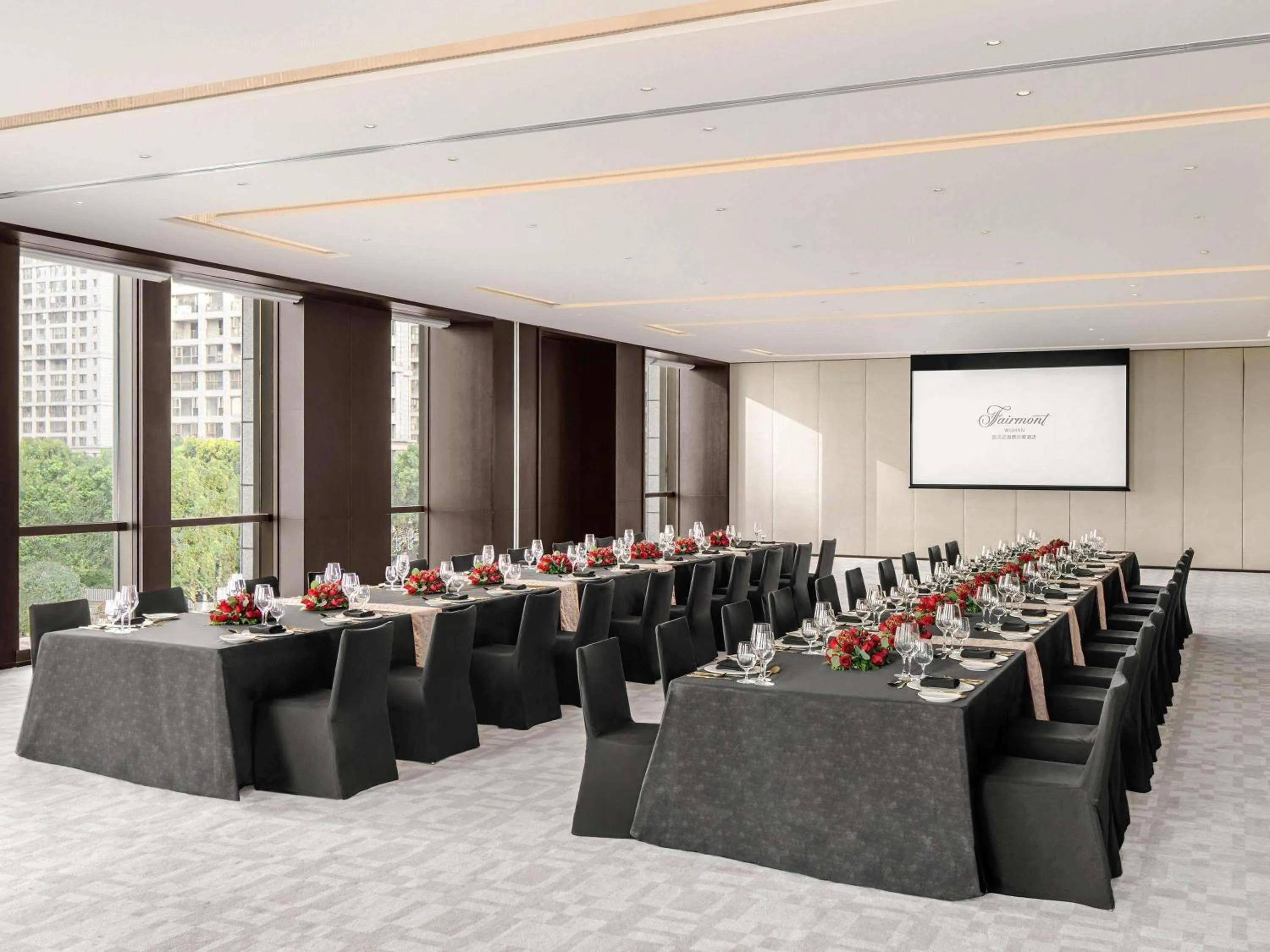 Meeting/conference room in Fairmont Wuhan