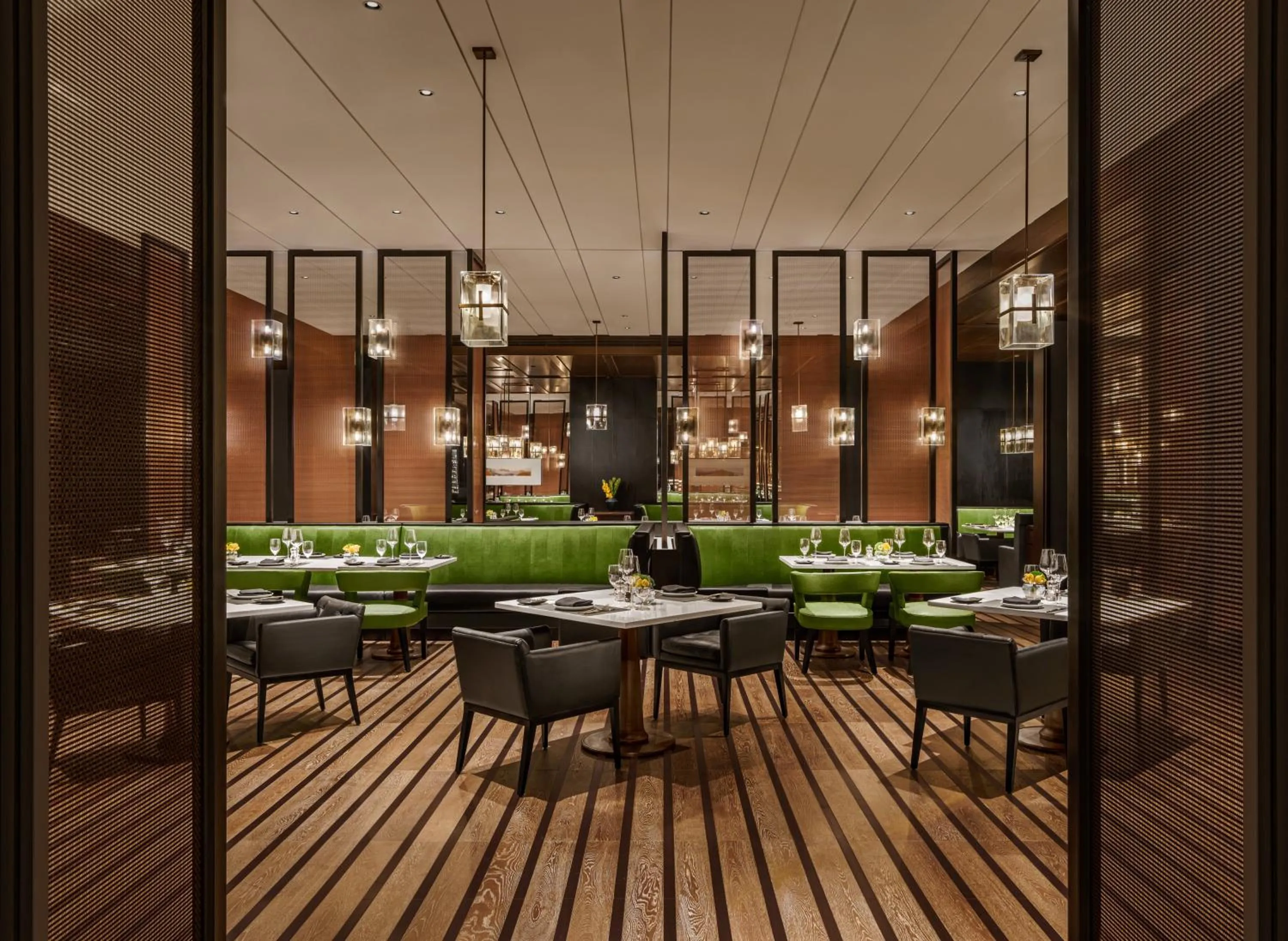 Restaurant/places to eat in Fairmont Wuhan