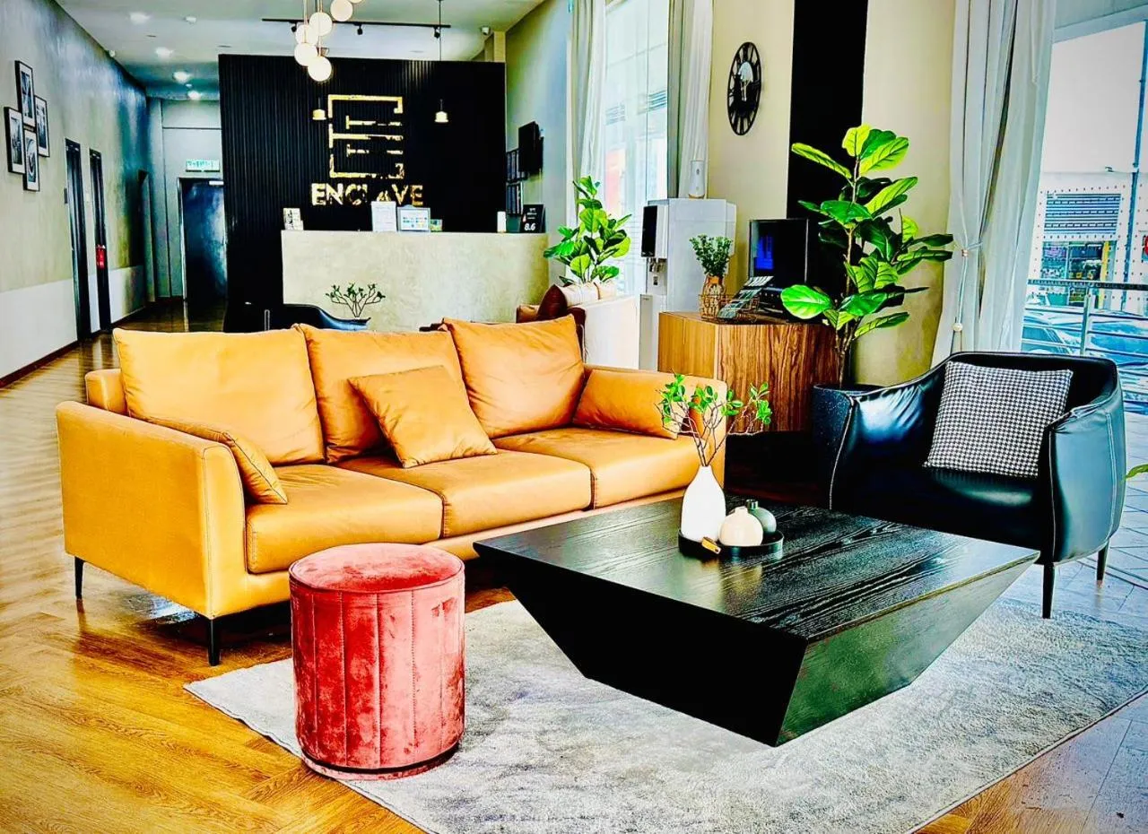 Enclave Business Hotel