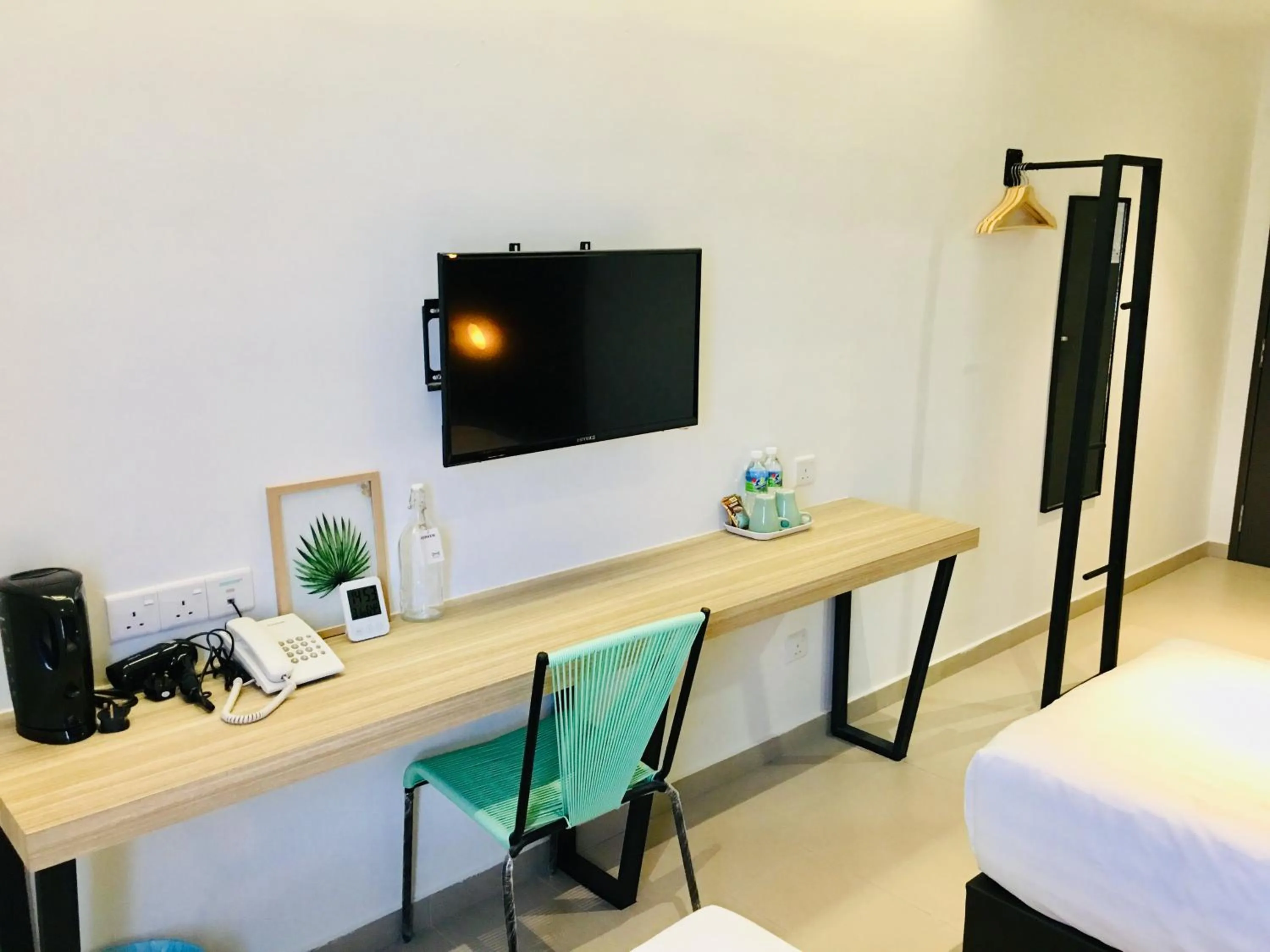 Enclave Business Hotel