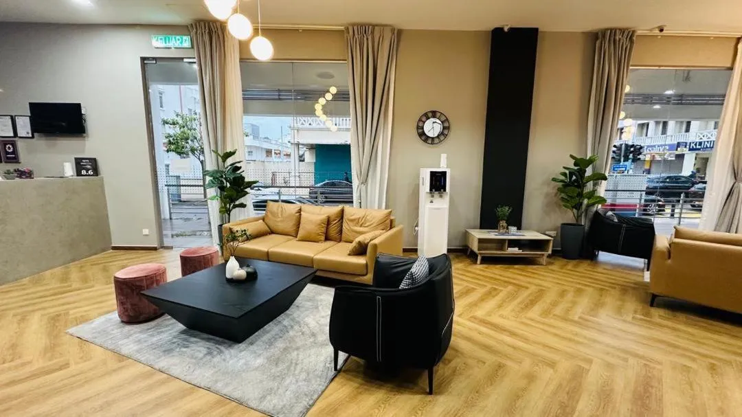 Lobby or reception in Enclave Business Hotel