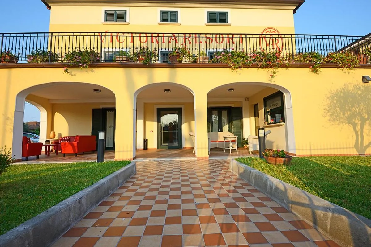 Facade/entrance in Victoria Resort