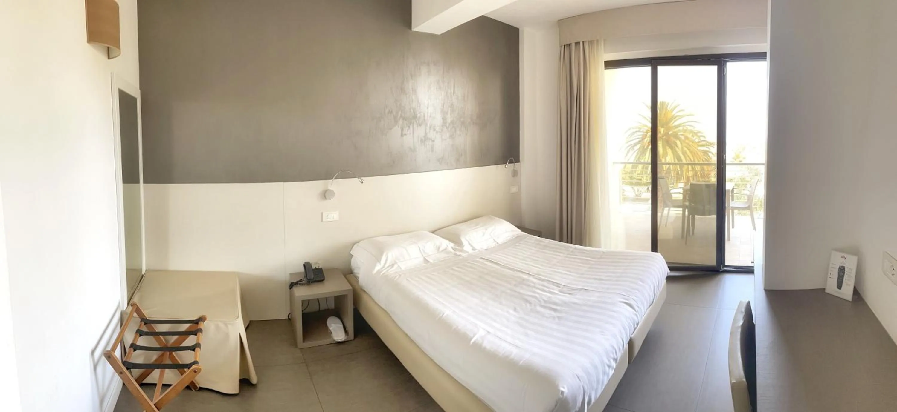 Bed in Hotel Arlecchino