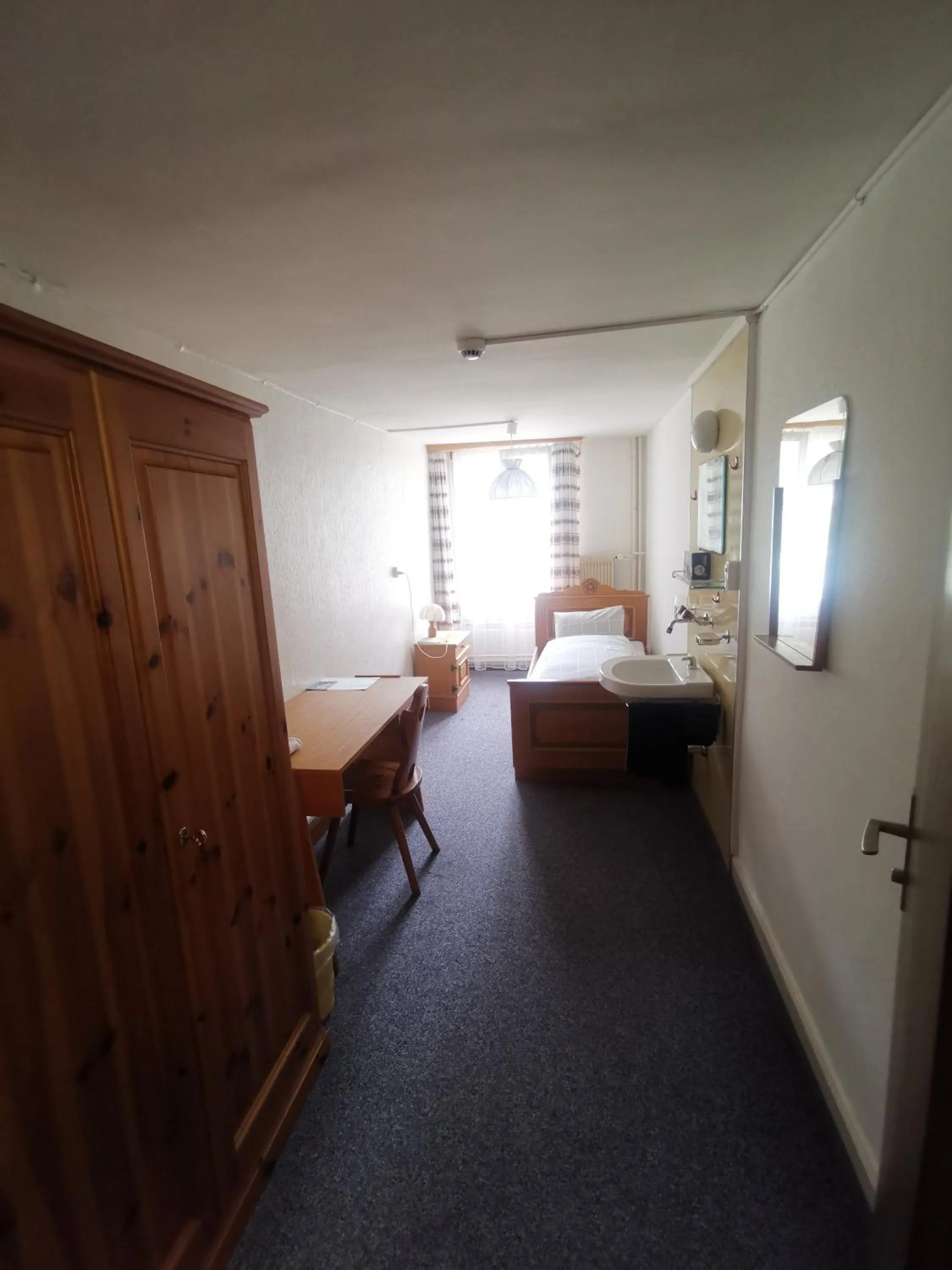 Bed in Self- Check- In Hotel Regina Beatenberg