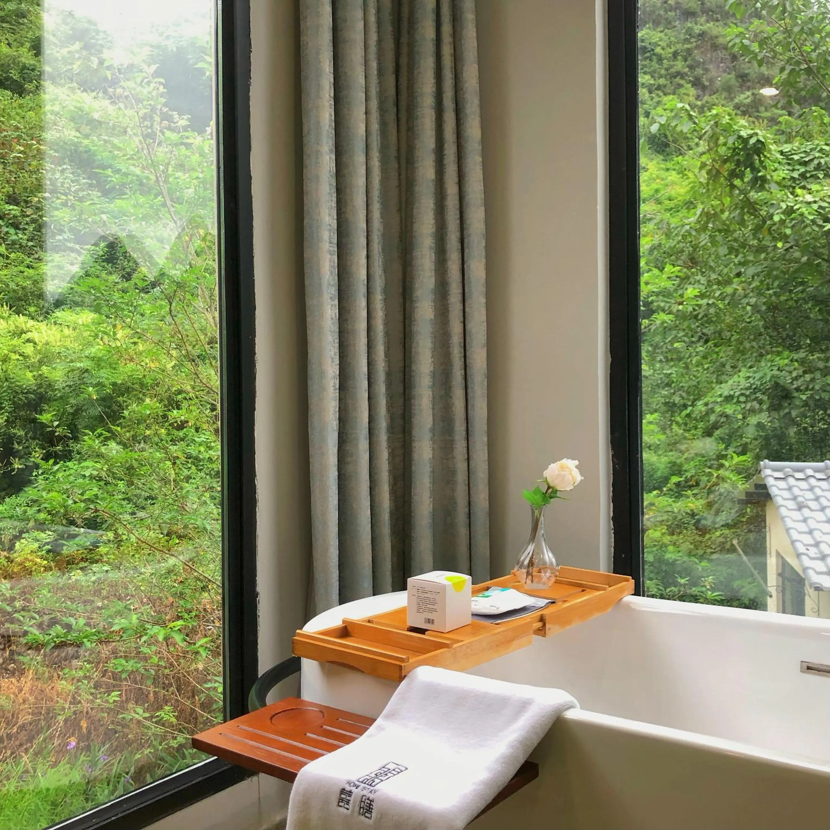 Yangshuo Serene Cove Hotel