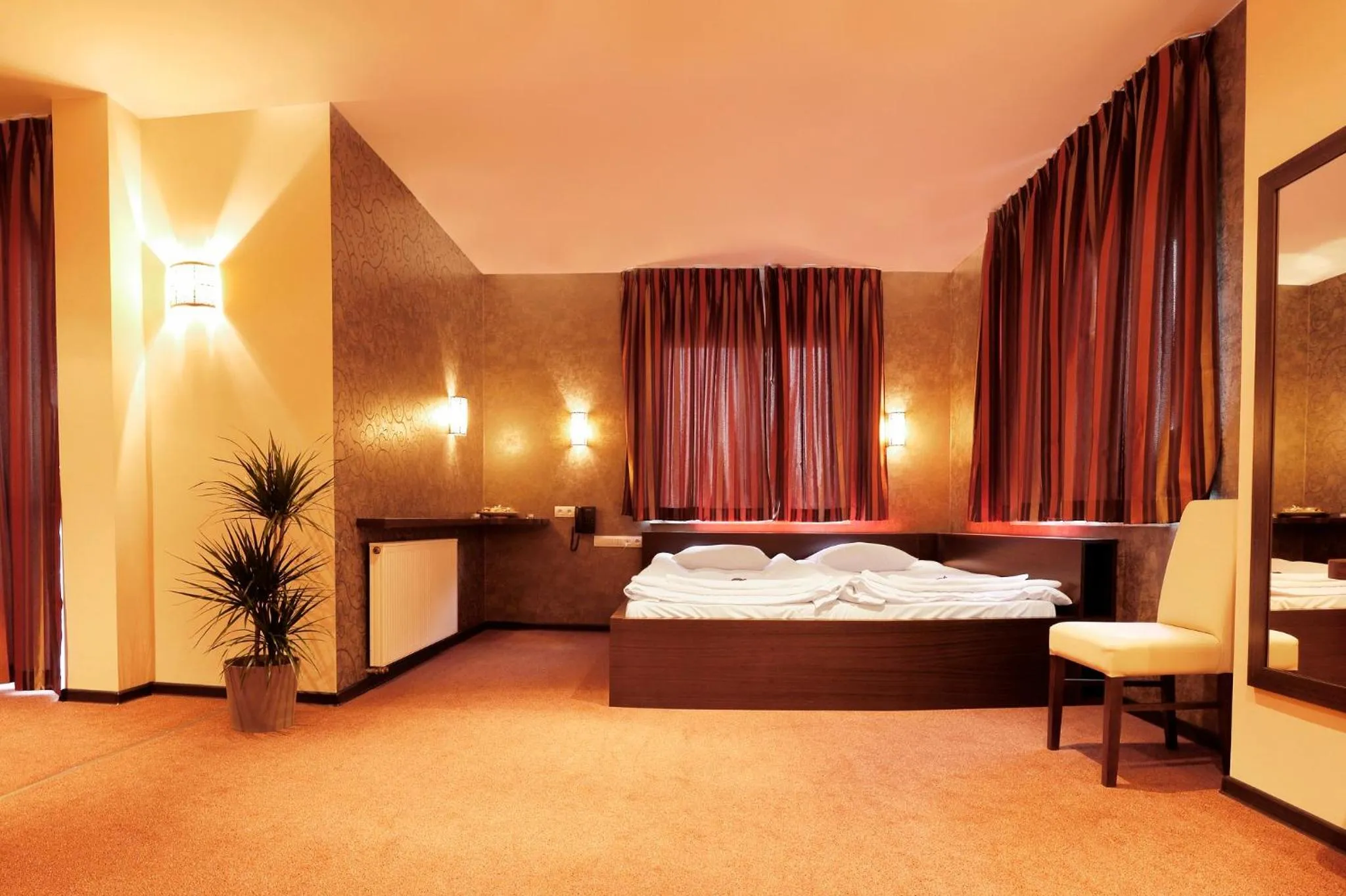 Photo of the whole room, Bed in Hotel Konstancja