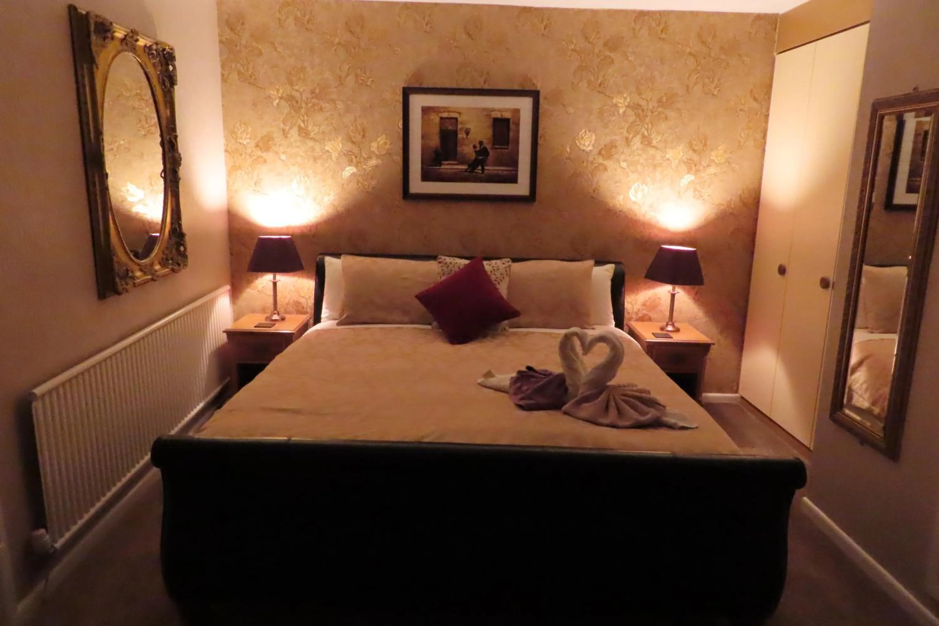 Bed in The Rowan Hotel