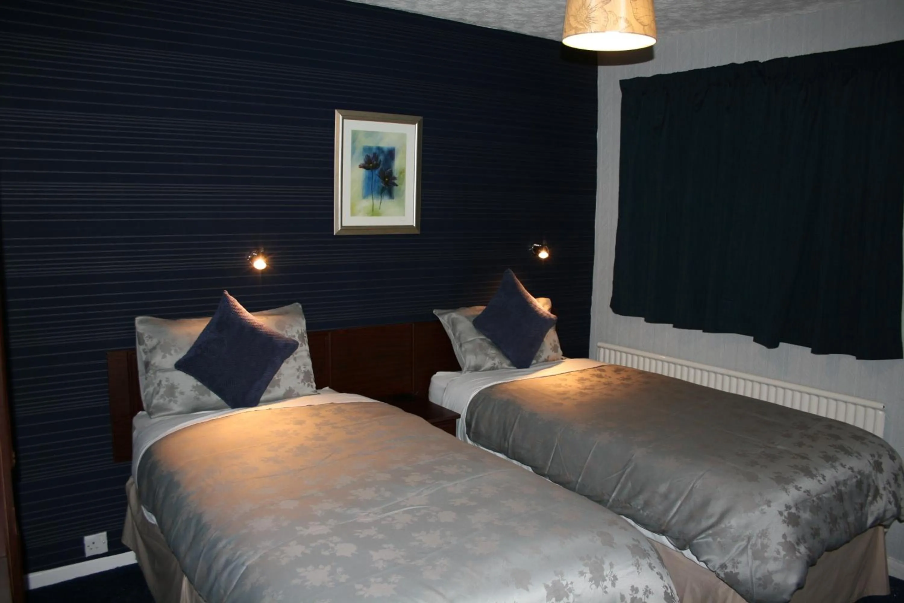 Bedroom, Bed in The Rowan Hotel