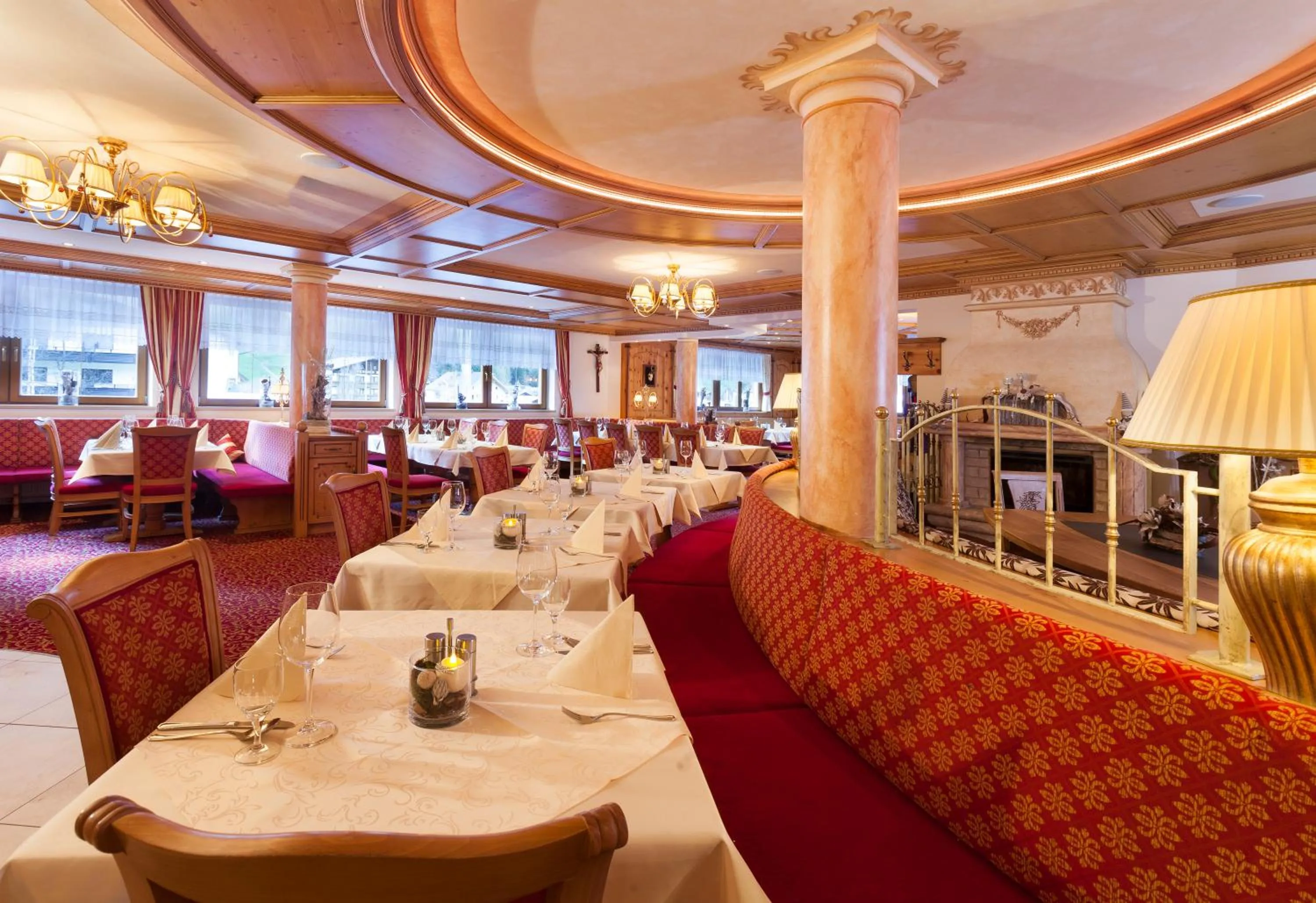 Restaurant/places to eat in Hotel Nevada