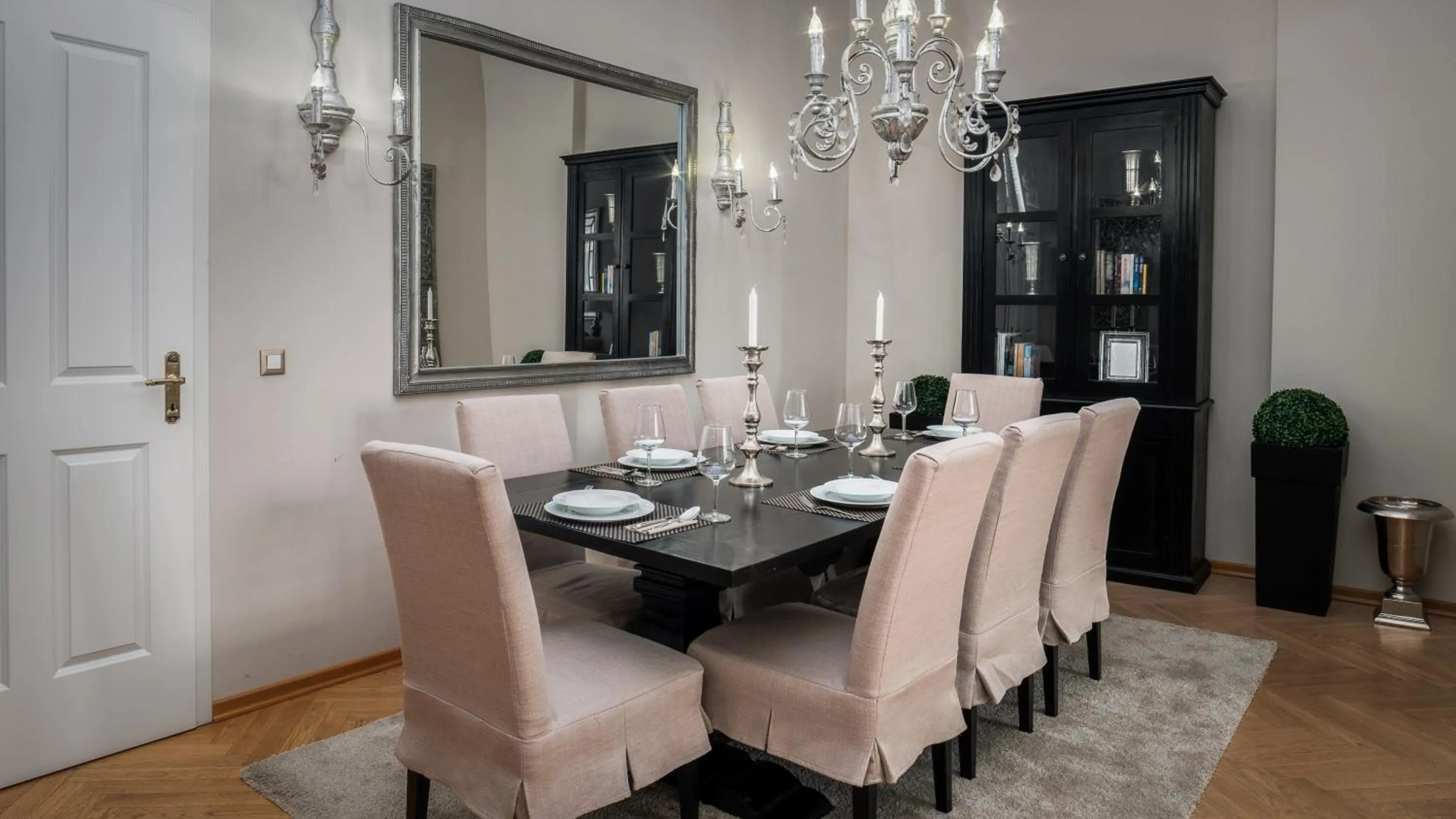 Dining area in Palacina Berlin - Serviced Apartments