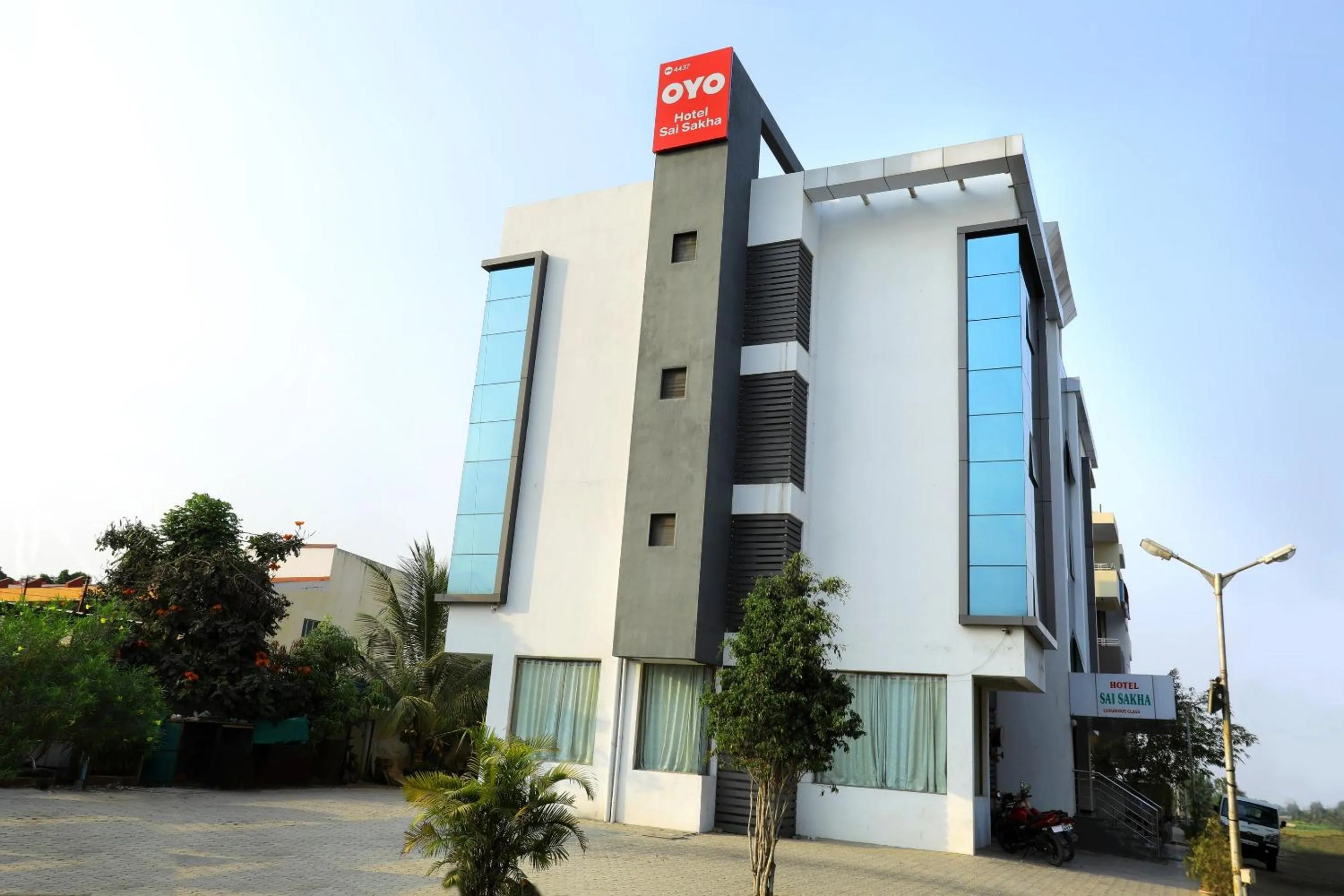 Facade/entrance in Hotel O Sai Sakha